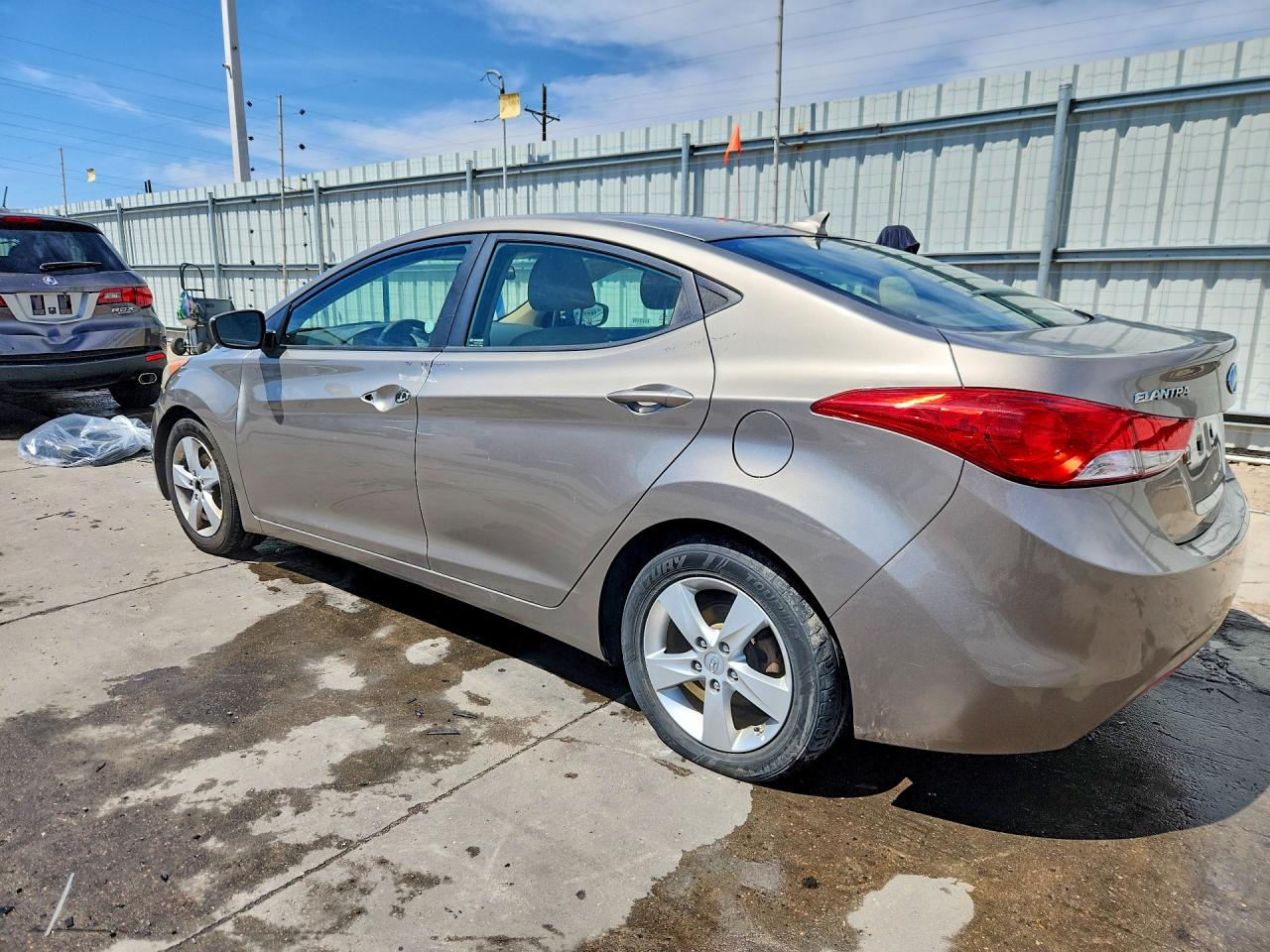 2013 Hyundai Elantra Gls Желто-коричневый vin: 5NPDH4AEXDH362910