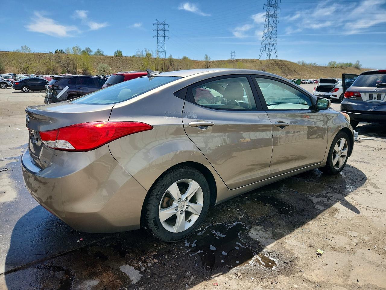 2013 Hyundai Elantra Gls Желто-коричневый vin: 5NPDH4AEXDH362910