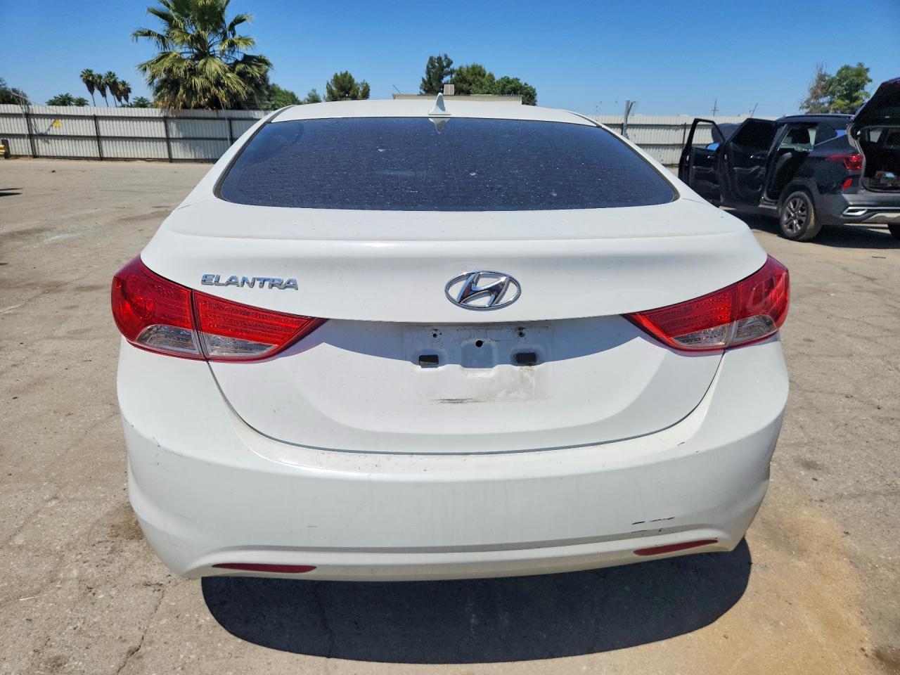 2013 Hyundai Elantra Gls White vin: 5NPDH4AEXDH363345
