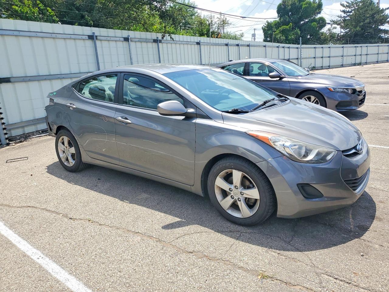 2013 Hyundai Elantra Gls Silver vin: 5NPDH4AEXDH372935