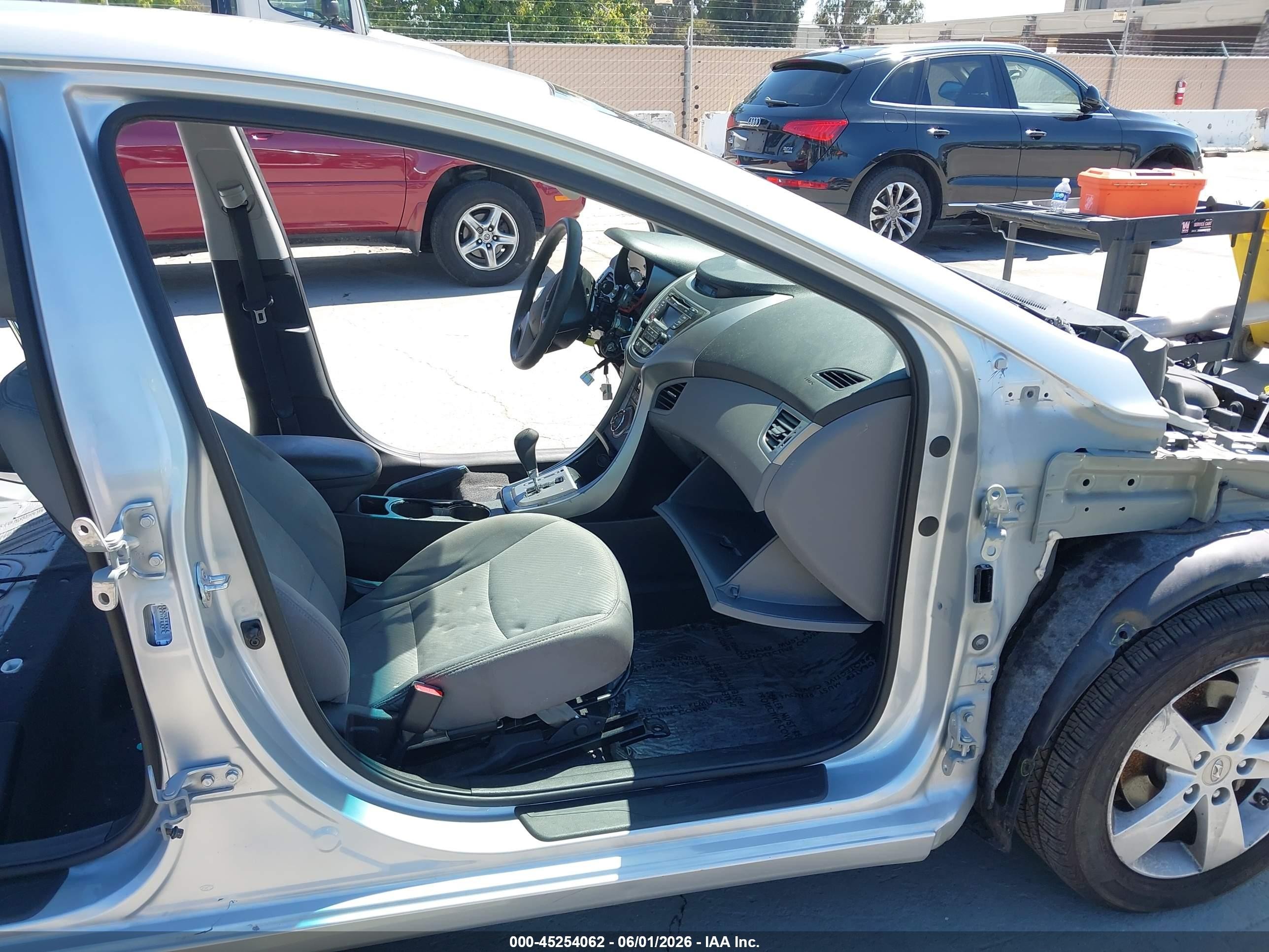 2013 Hyundai Elantra Gls Silver vin: 5NPDH4AEXDH374426