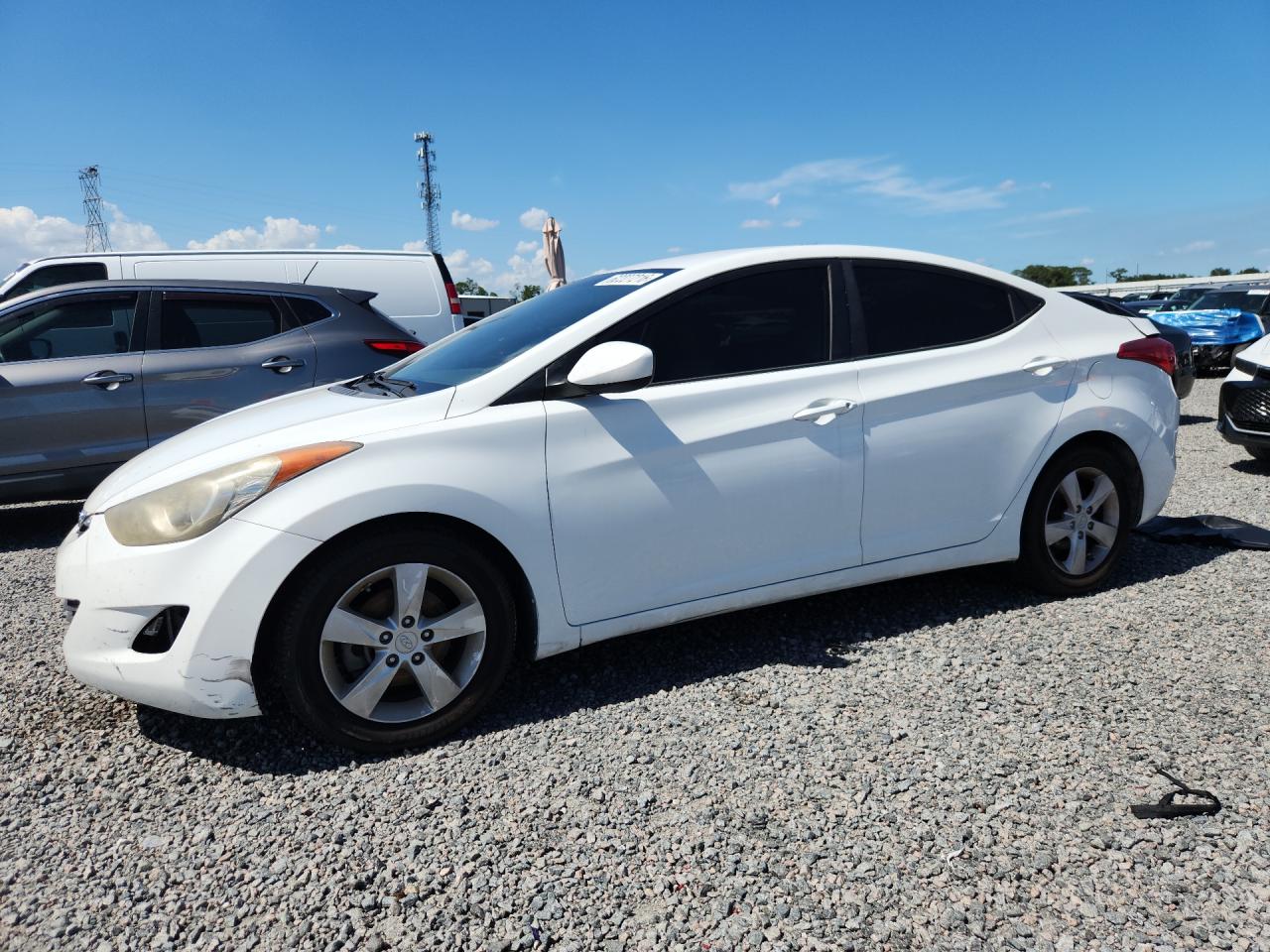 2013 Hyundai Elantra Gls White vin: 5NPDH4AEXDH377391
