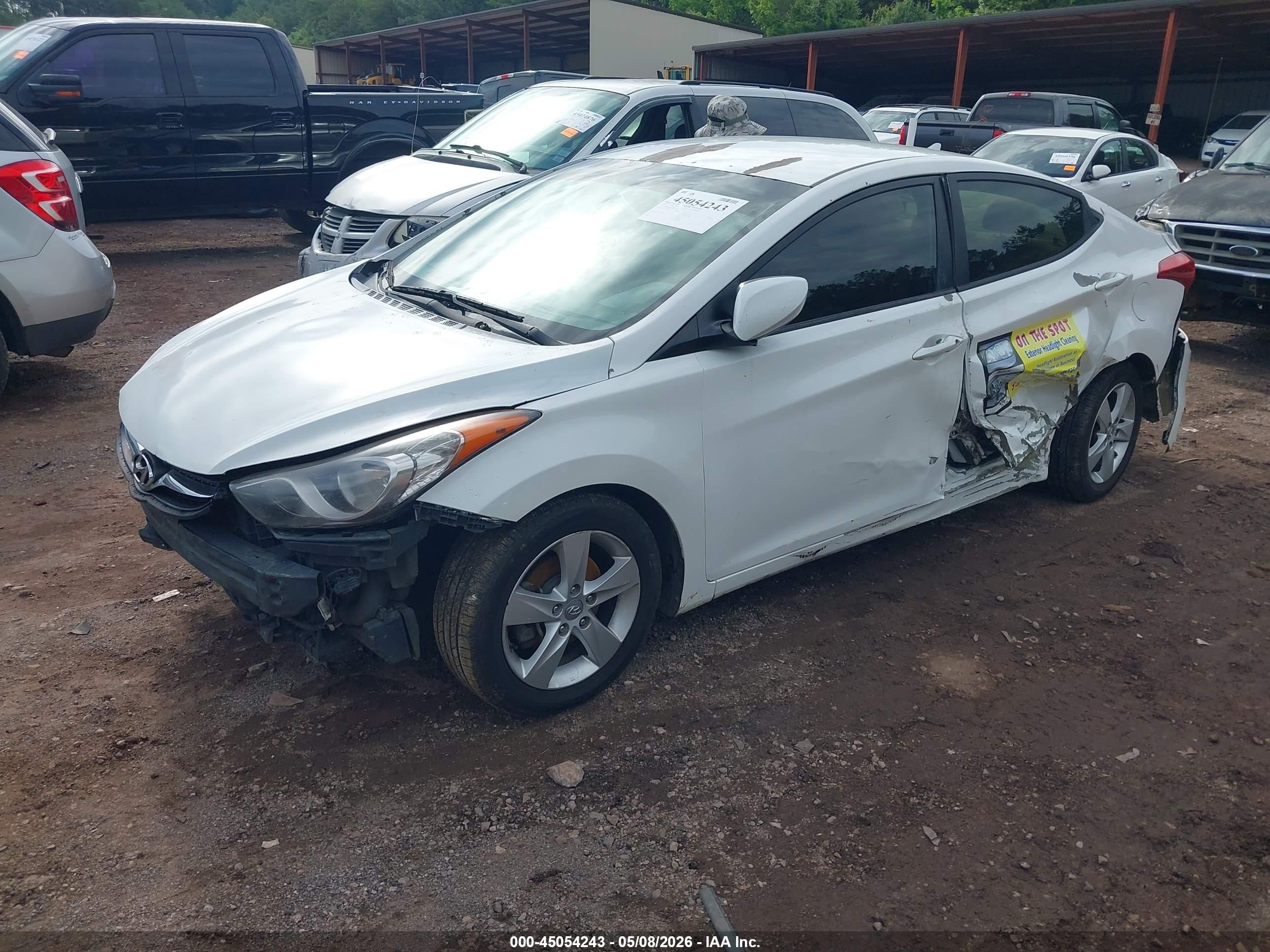 2013 Hyundai Elantra Gls White vin: 5NPDH4AEXDH383241