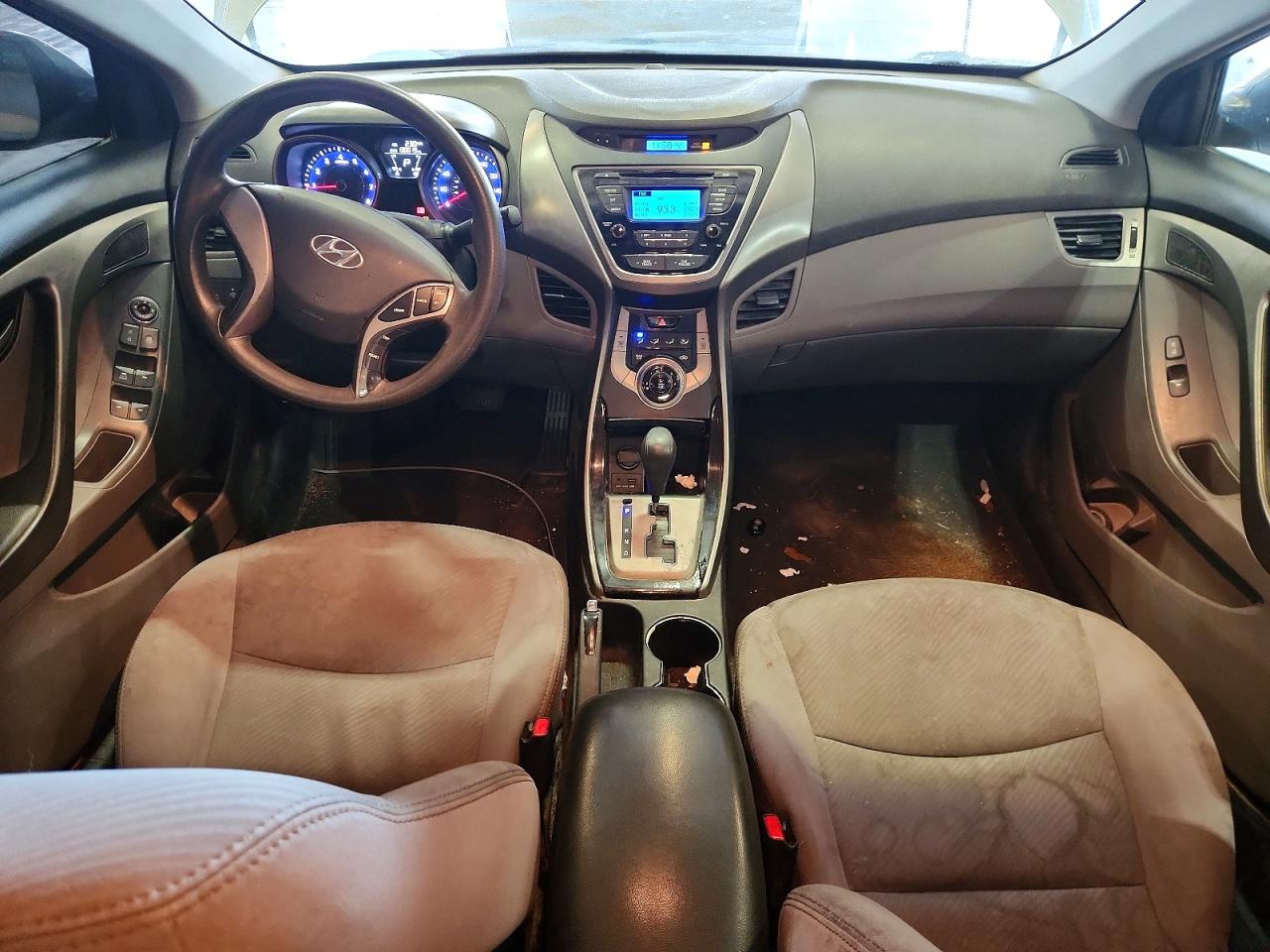 2013 Hyundai Elantra Silver vin: 5NPDH4AEXDH395857