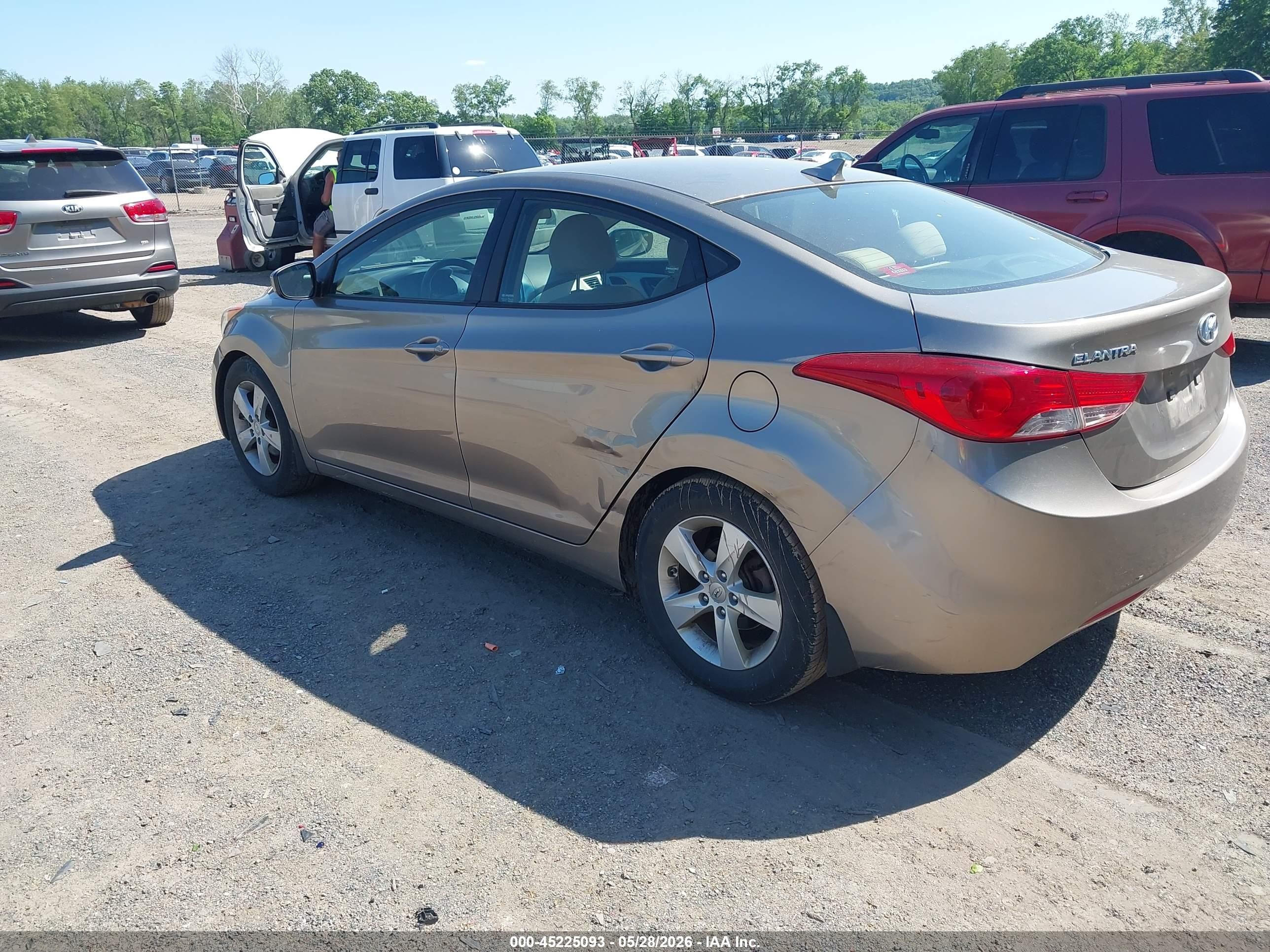 2013 Hyundai Elantra Gls Silver vin: 5NPDH4AEXDH413693