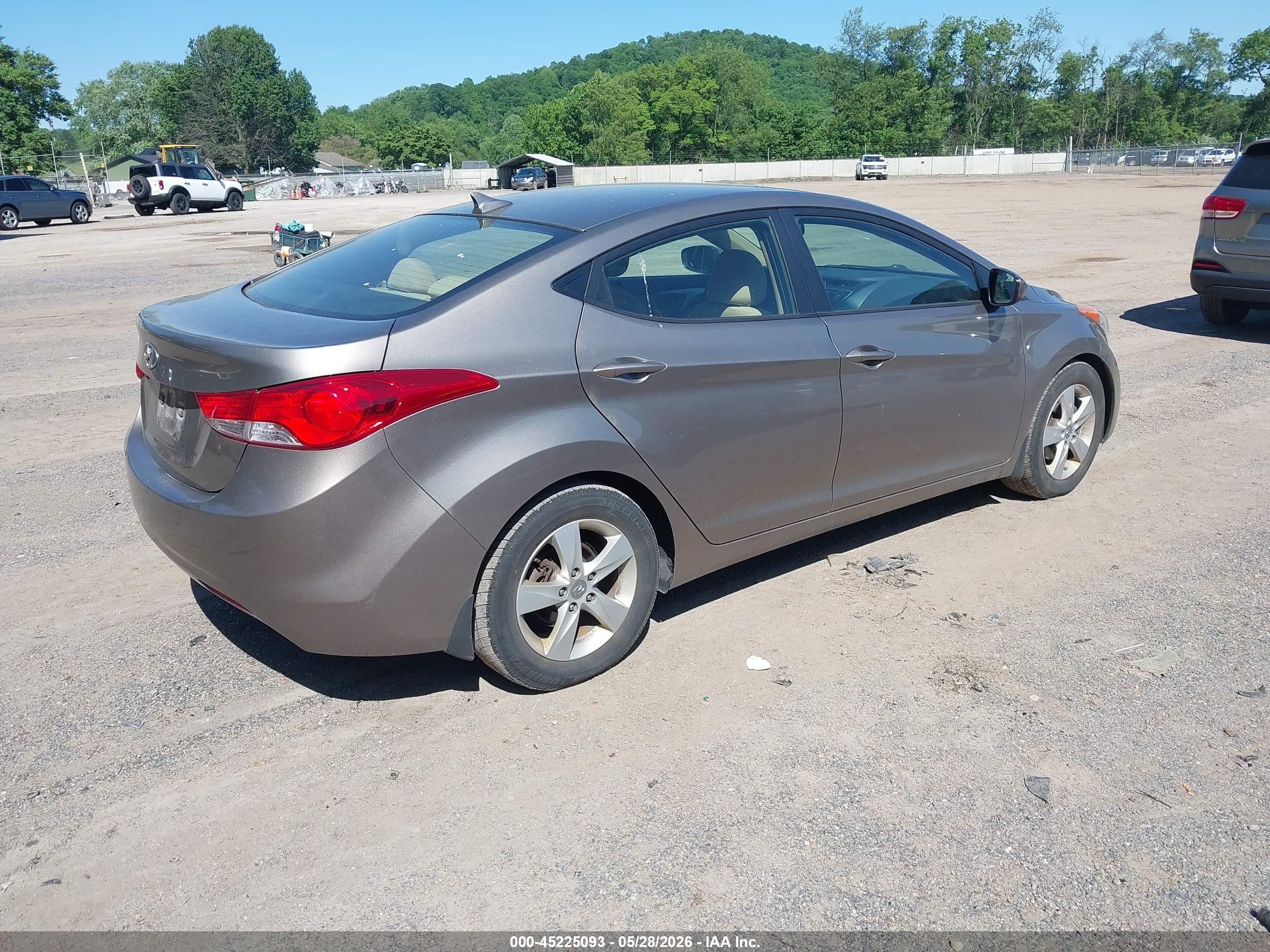 2013 Hyundai Elantra Gls Silver vin: 5NPDH4AEXDH413693