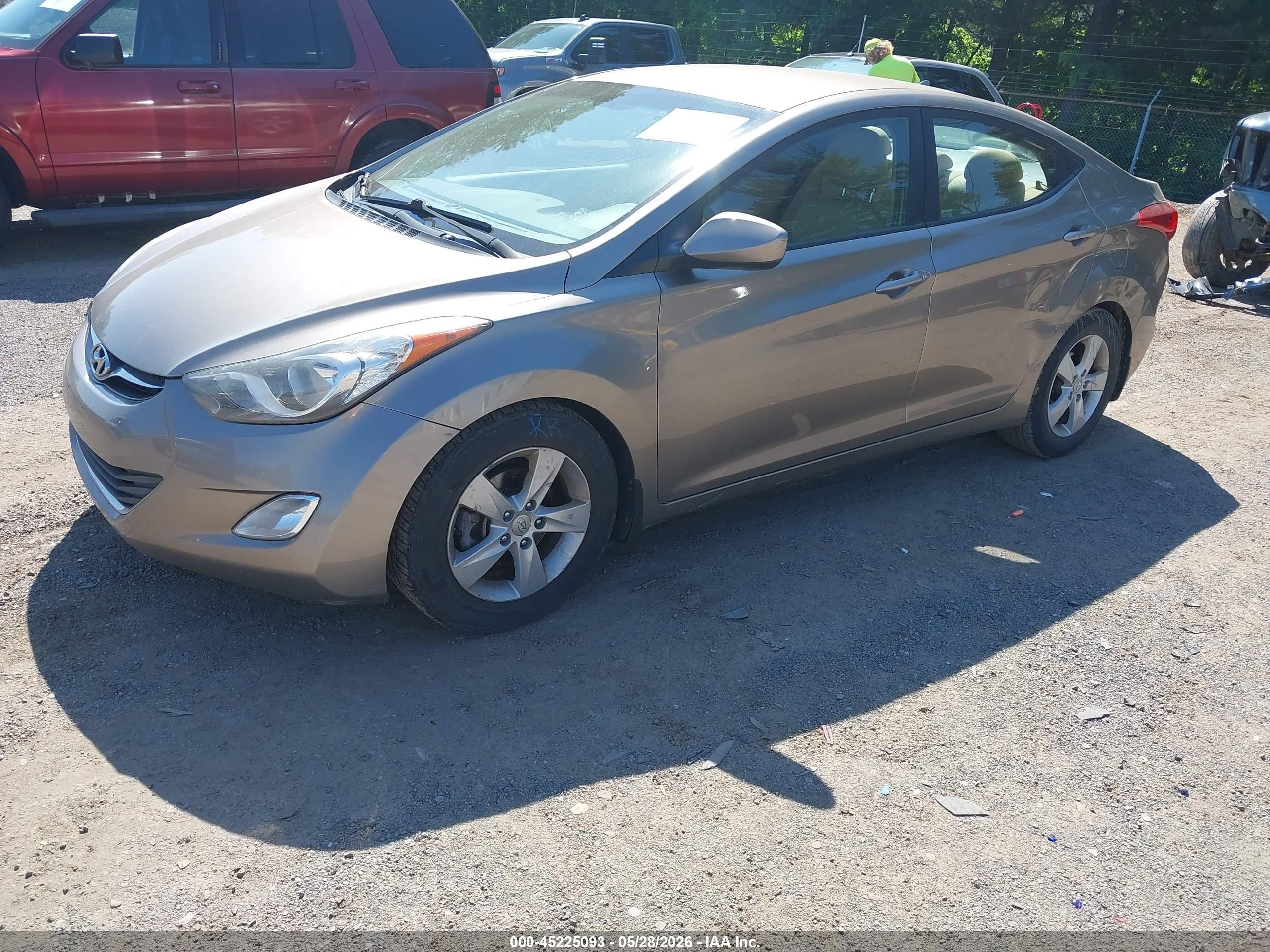 2013 Hyundai Elantra Gls Silver vin: 5NPDH4AEXDH413693