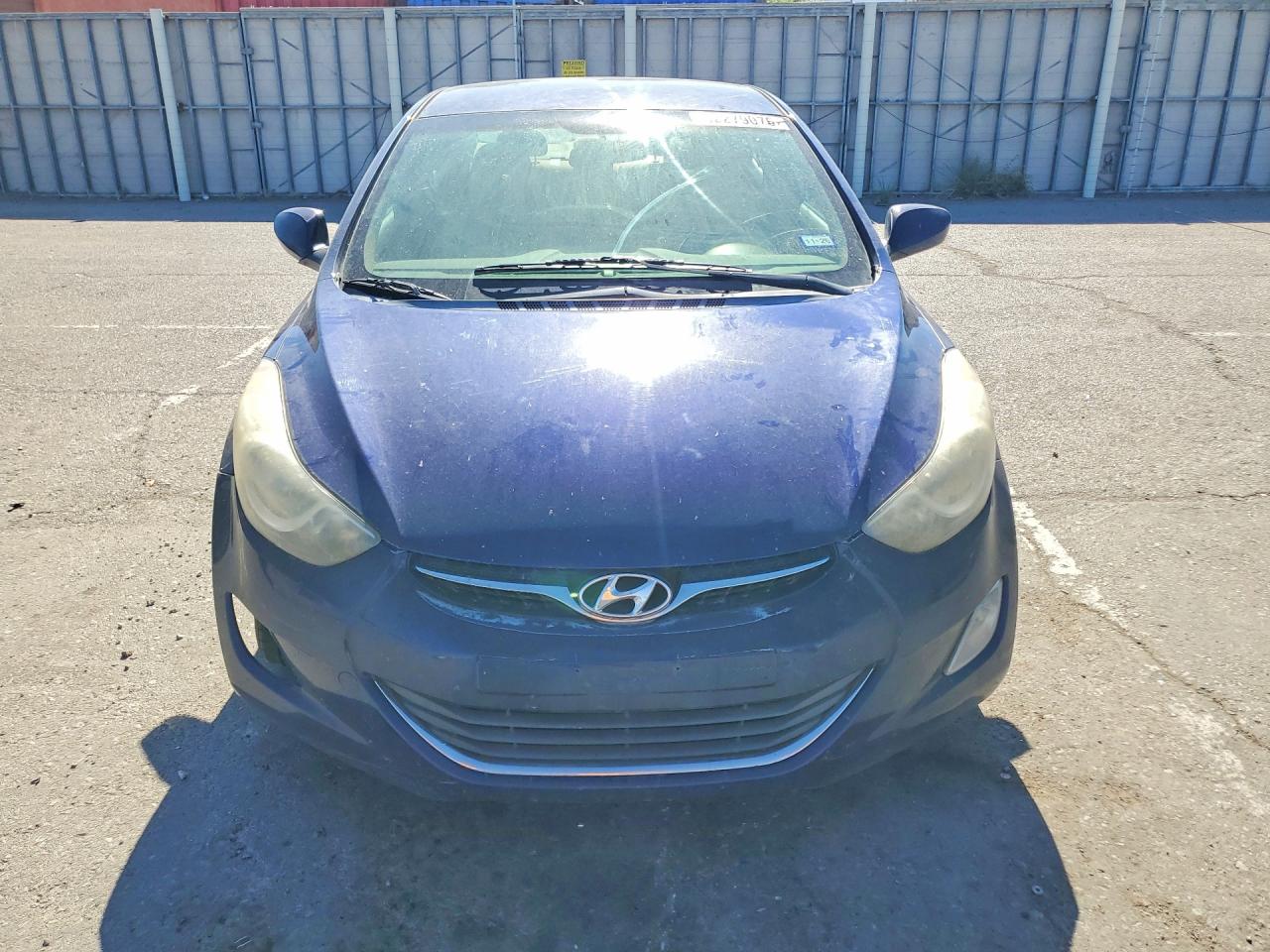 2013 Hyundai Elantra Gls Blue vin: 5NPDH4AEXDH413807