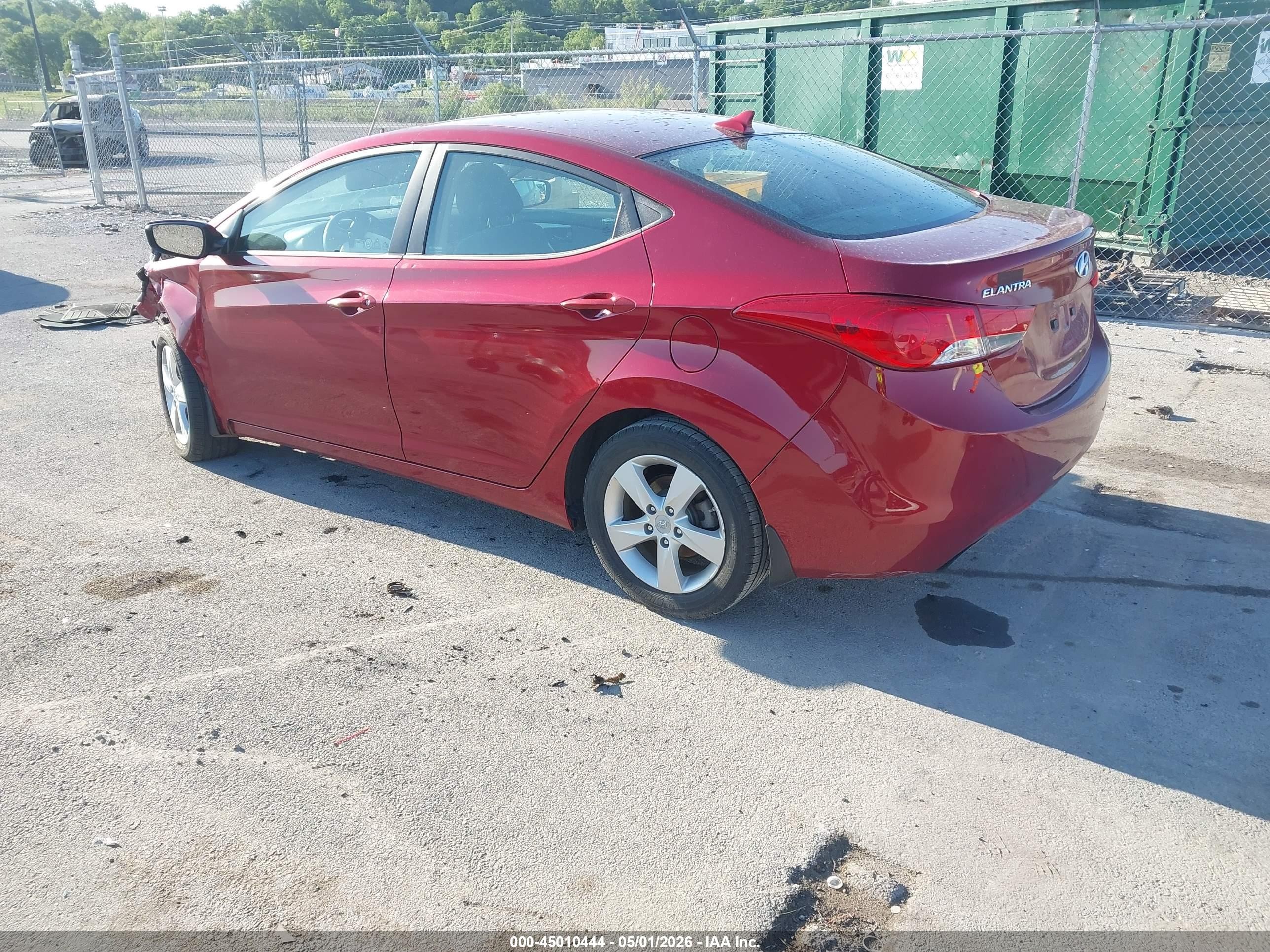 2013 Hyundai Elantra Gls Red vin: 5NPDH4AEXDH421213