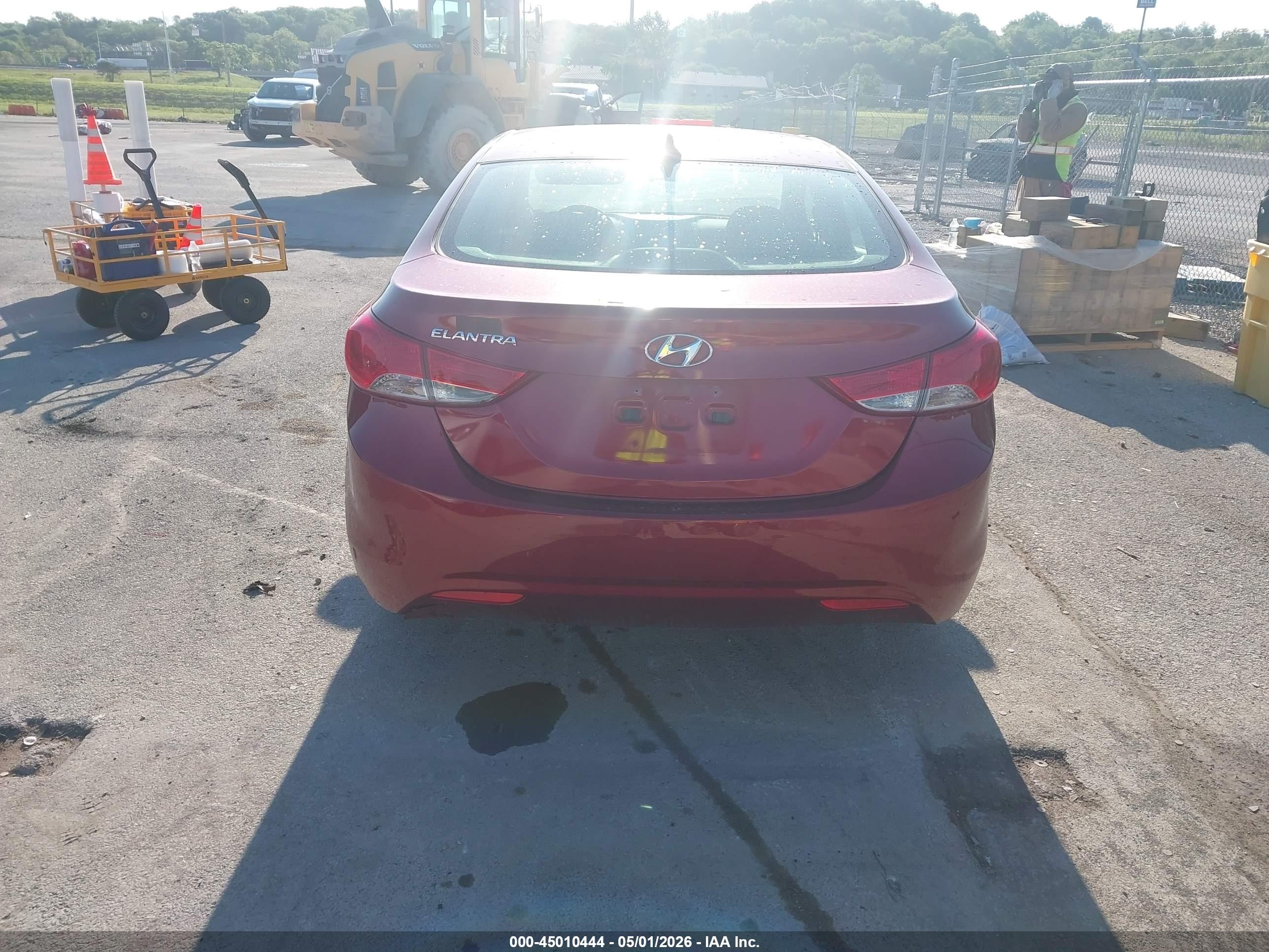 2013 Hyundai Elantra Gls Red vin: 5NPDH4AEXDH421213