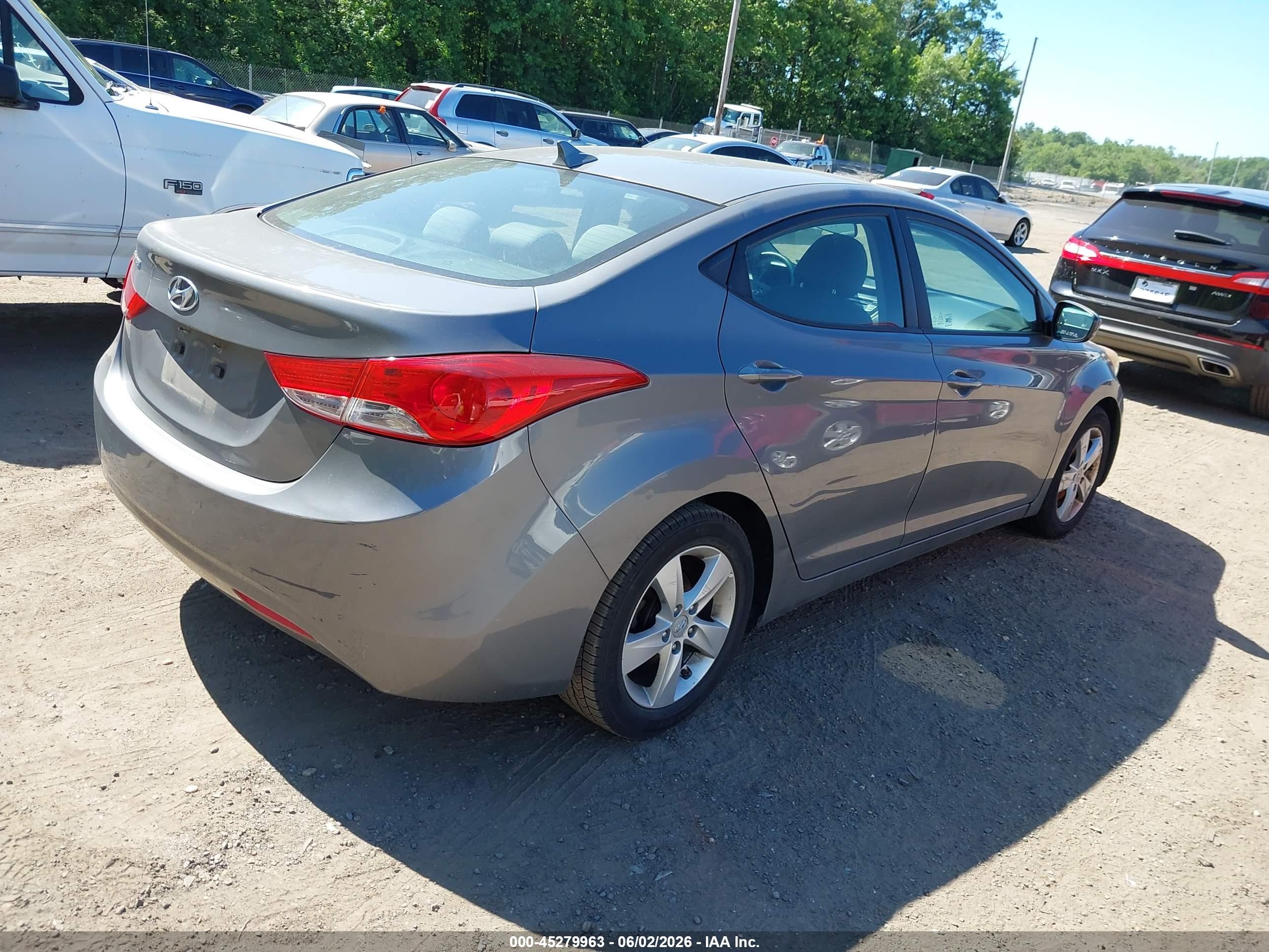 2013 Hyundai Elantra Gls Gray vin: 5NPDH4AEXDH426623