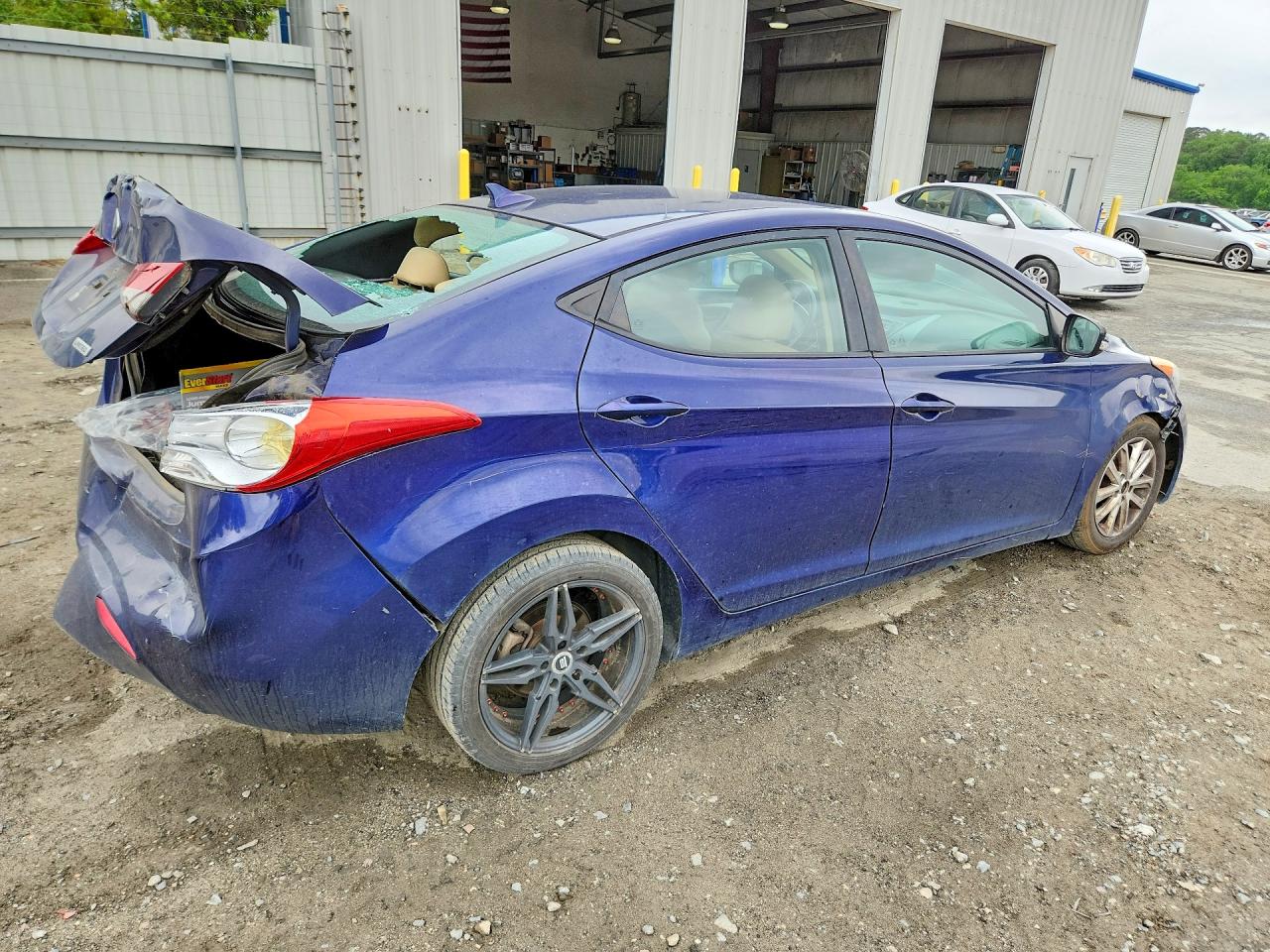 2013 Hyundai Elantra Limited Blue vin: 5NPDH4AEXDH446824