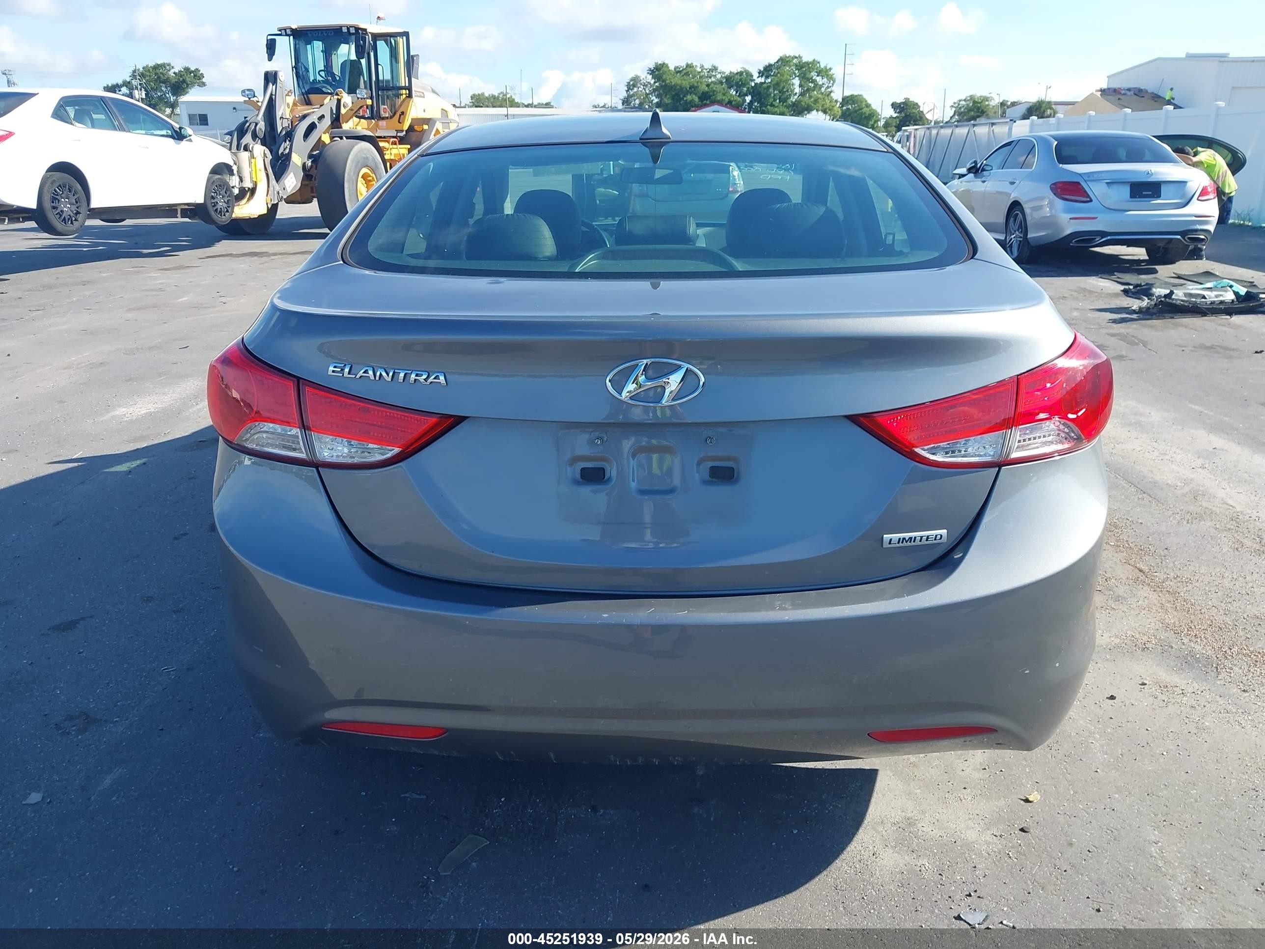 2013 Hyundai Elantra Limited Gray vin: 5NPDH4AEXDH454907