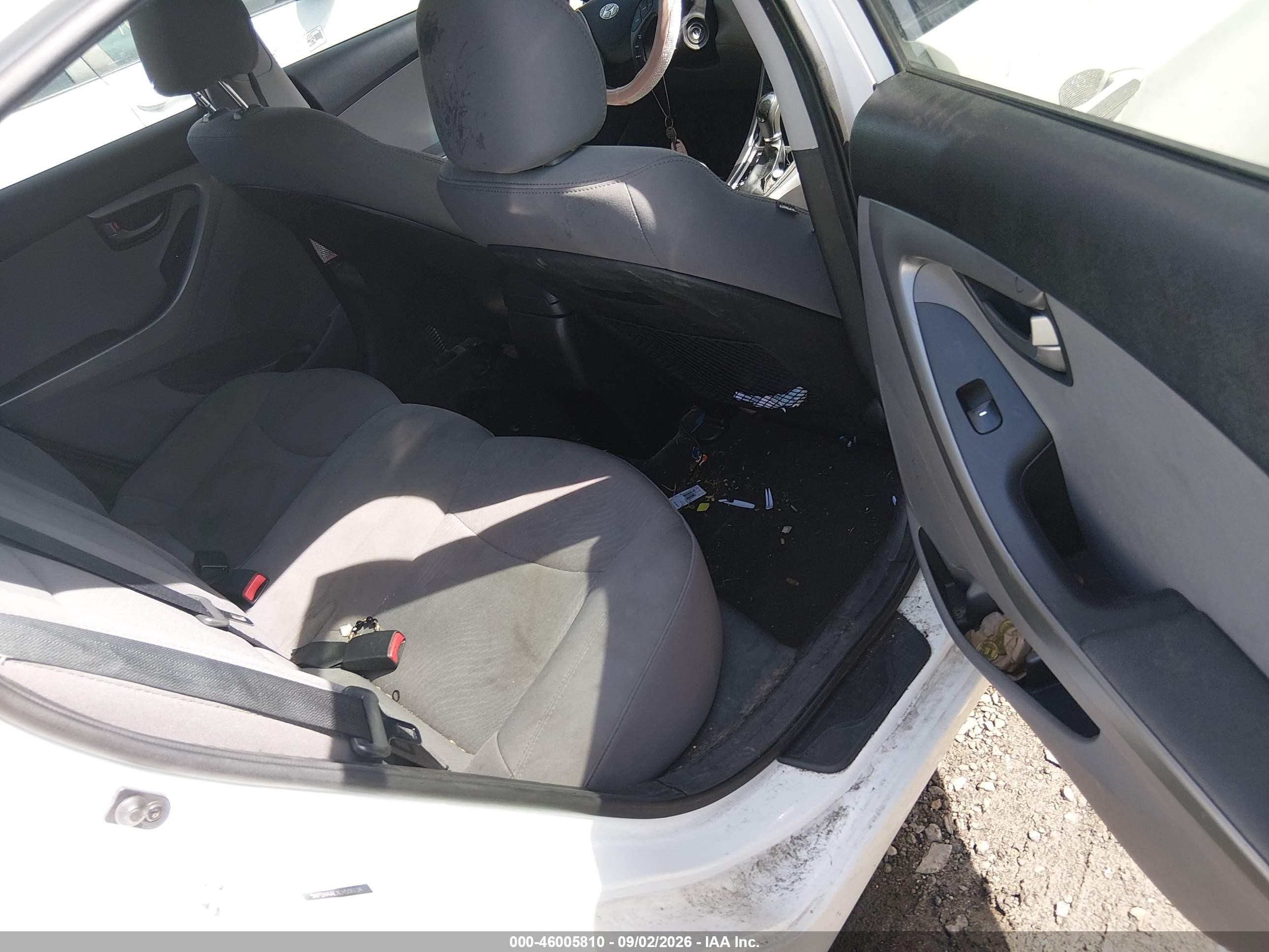 2014 Hyundai Elantra Se Белый vin: 5NPDH4AEXEH506134
