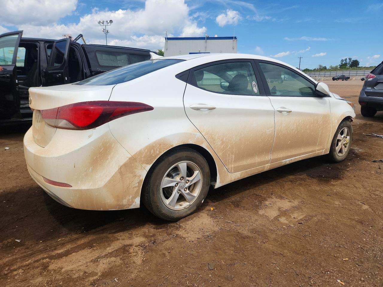 2014 Hyundai Elantra Se White vin: 5NPDH4AEXEH507381