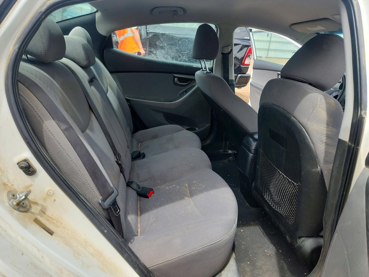2014 Hyundai Elantra Se White vin: 5NPDH4AEXEH507381