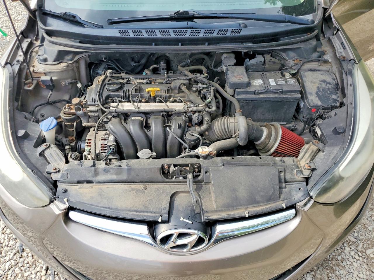 2014 Hyundai Elantra Se Brown vin: 5NPDH4AEXEH512578