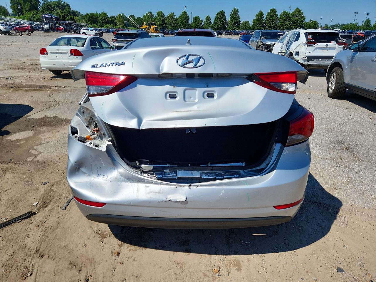 2014 Hyun Elantra Silver vin: 5NPDH4AEXEH513715