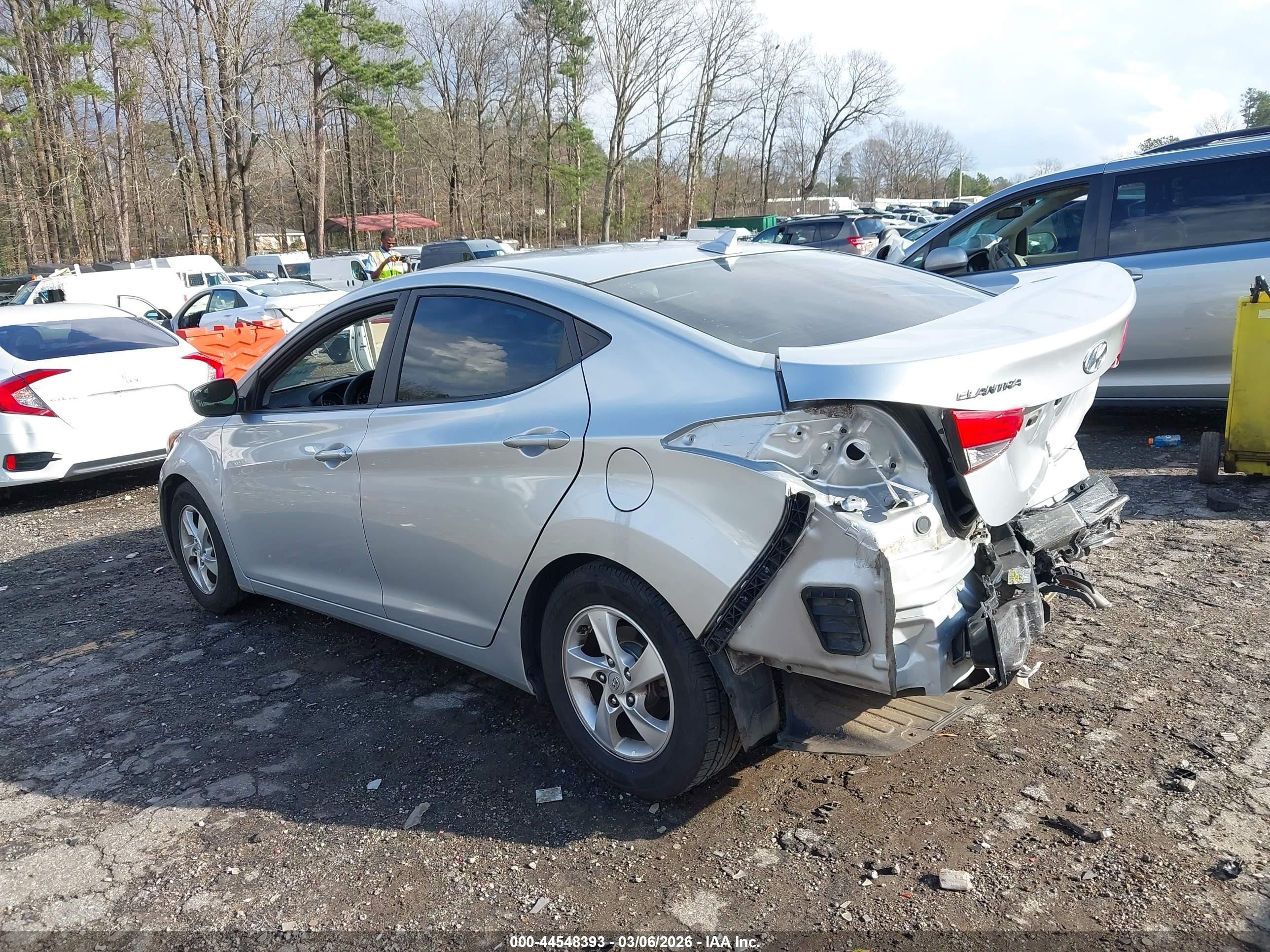 2014 Hyundai Elantra Se Silver vin: 5NPDH4AEXEH516792