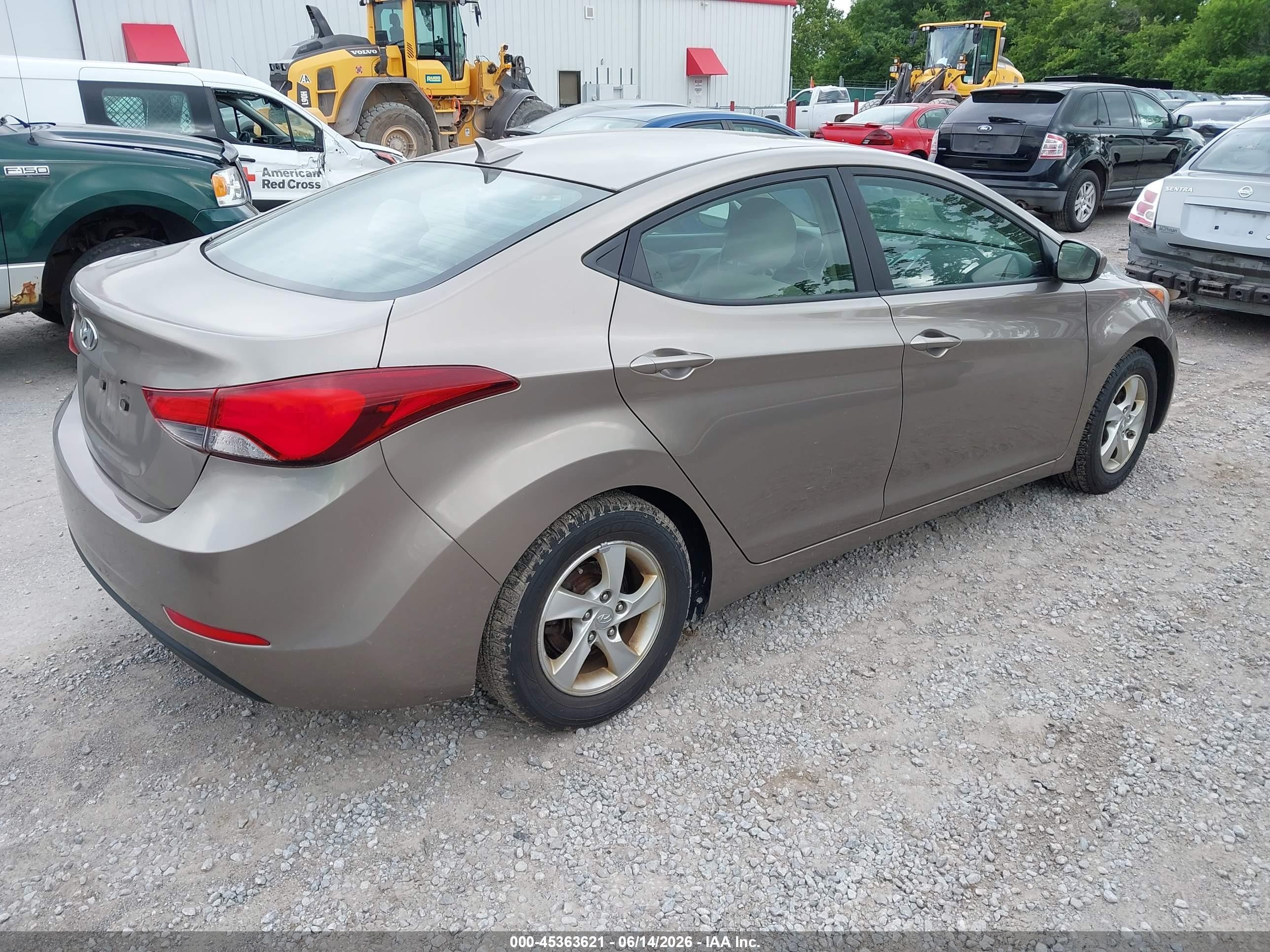 2014 Hyundai Elantra Se Beige vin: 5NPDH4AEXEH520017