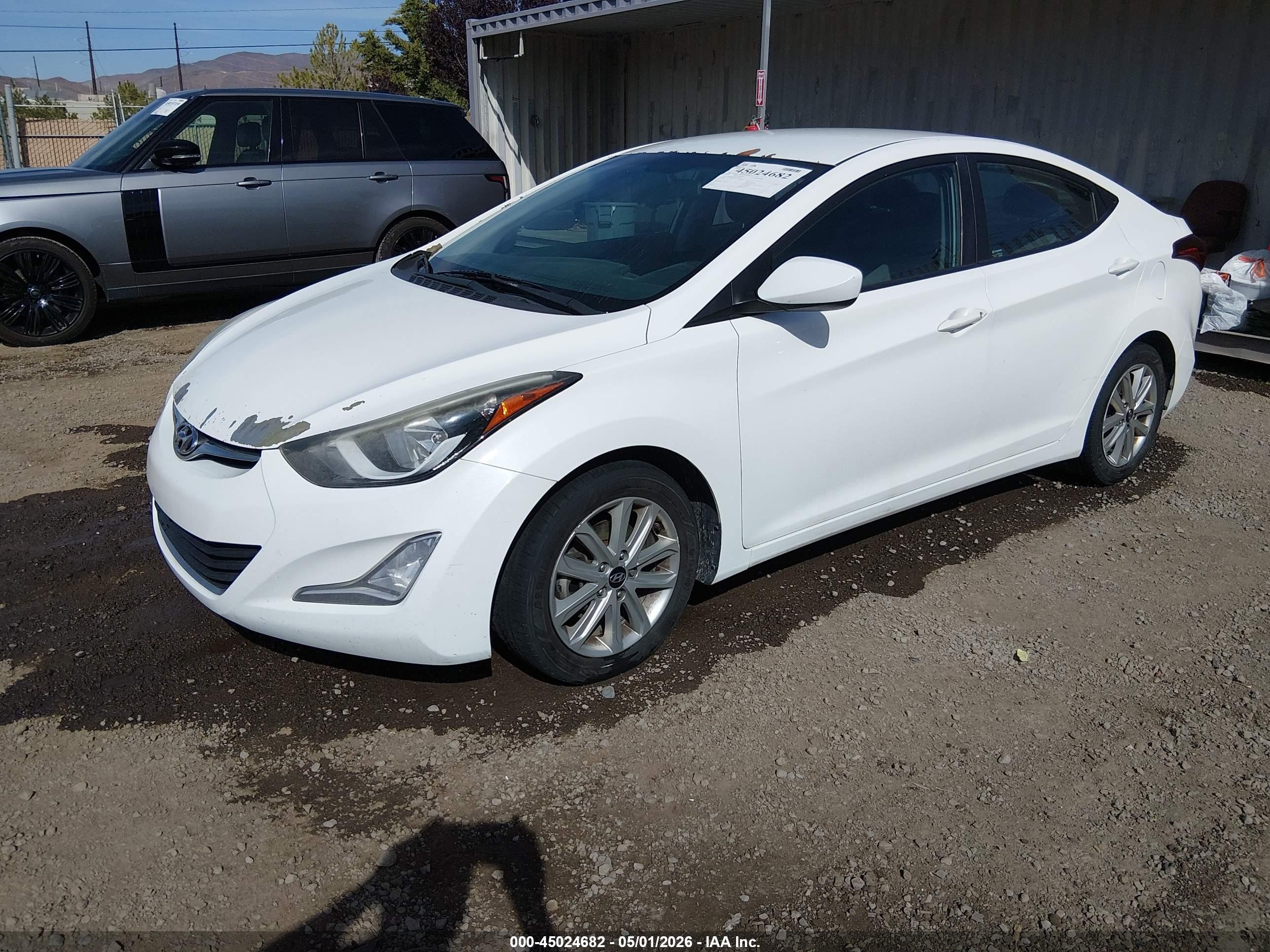 2014 Hyundai Elantra Se White vin: 5NPDH4AEXEH523550