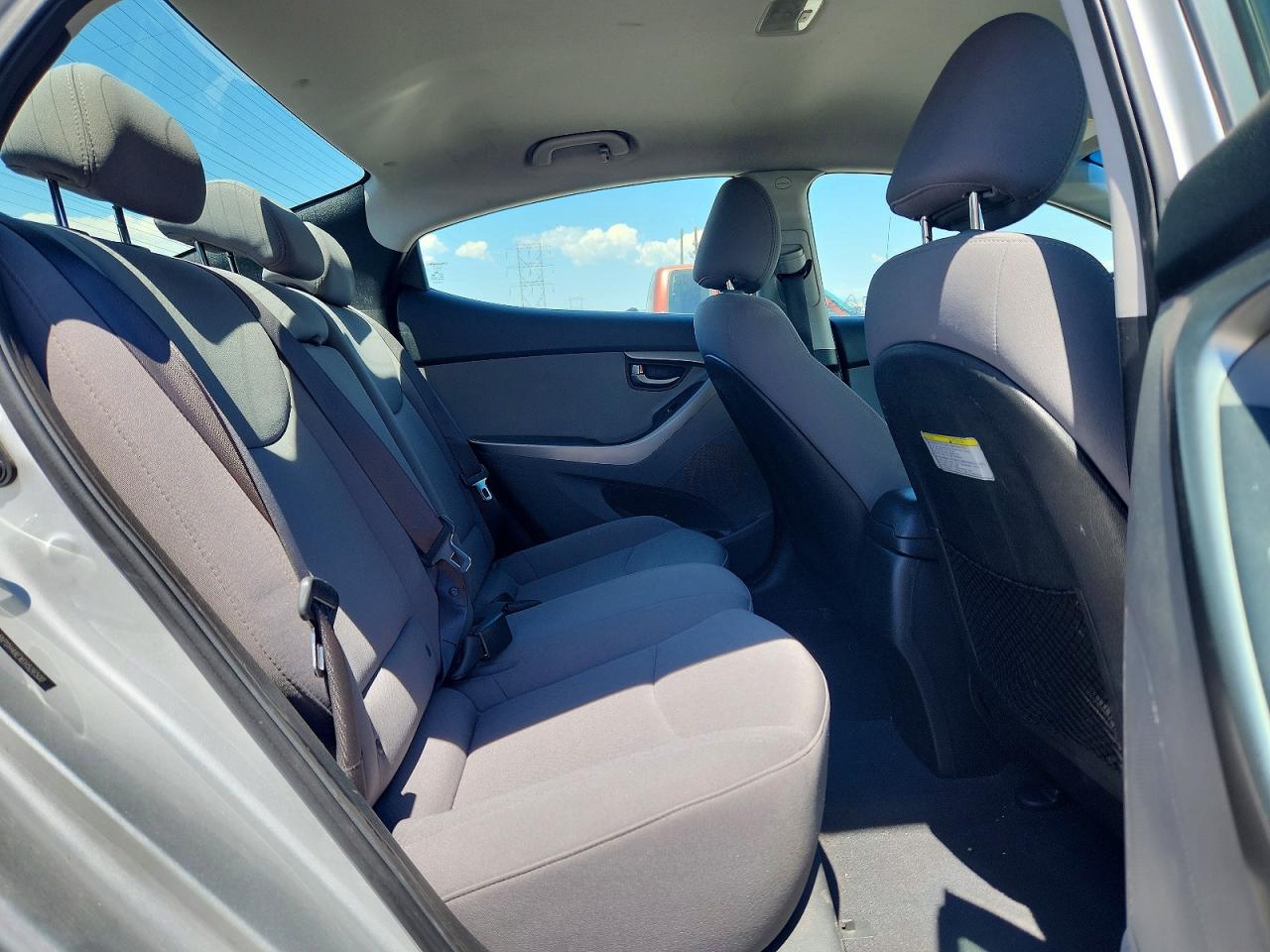 2014 Hyundai Elantra Se Silver vin: 5NPDH4AEXEH526500
