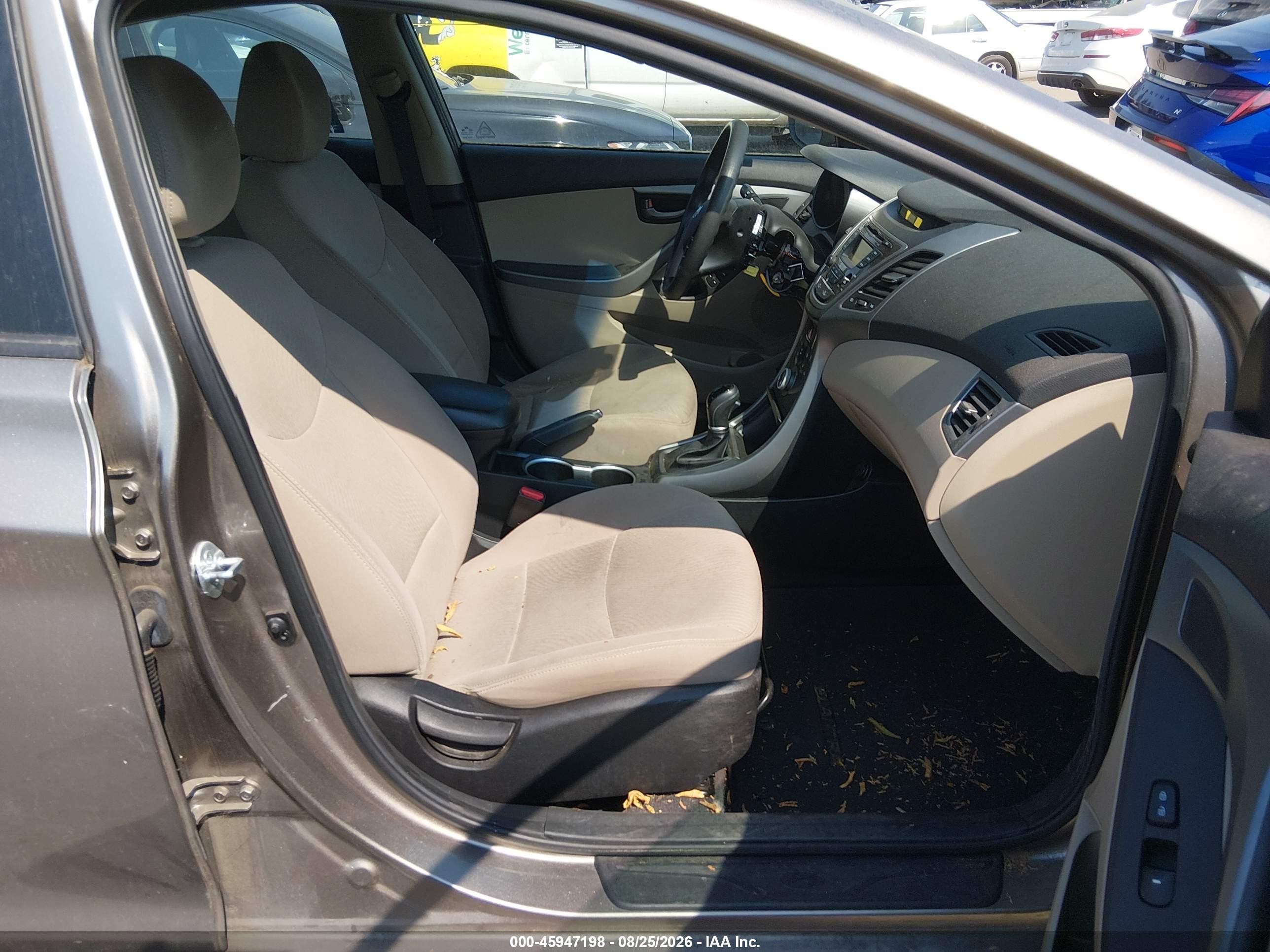 2014 Hyundai Elantra Se Gold vin: 5NPDH4AEXEH526822