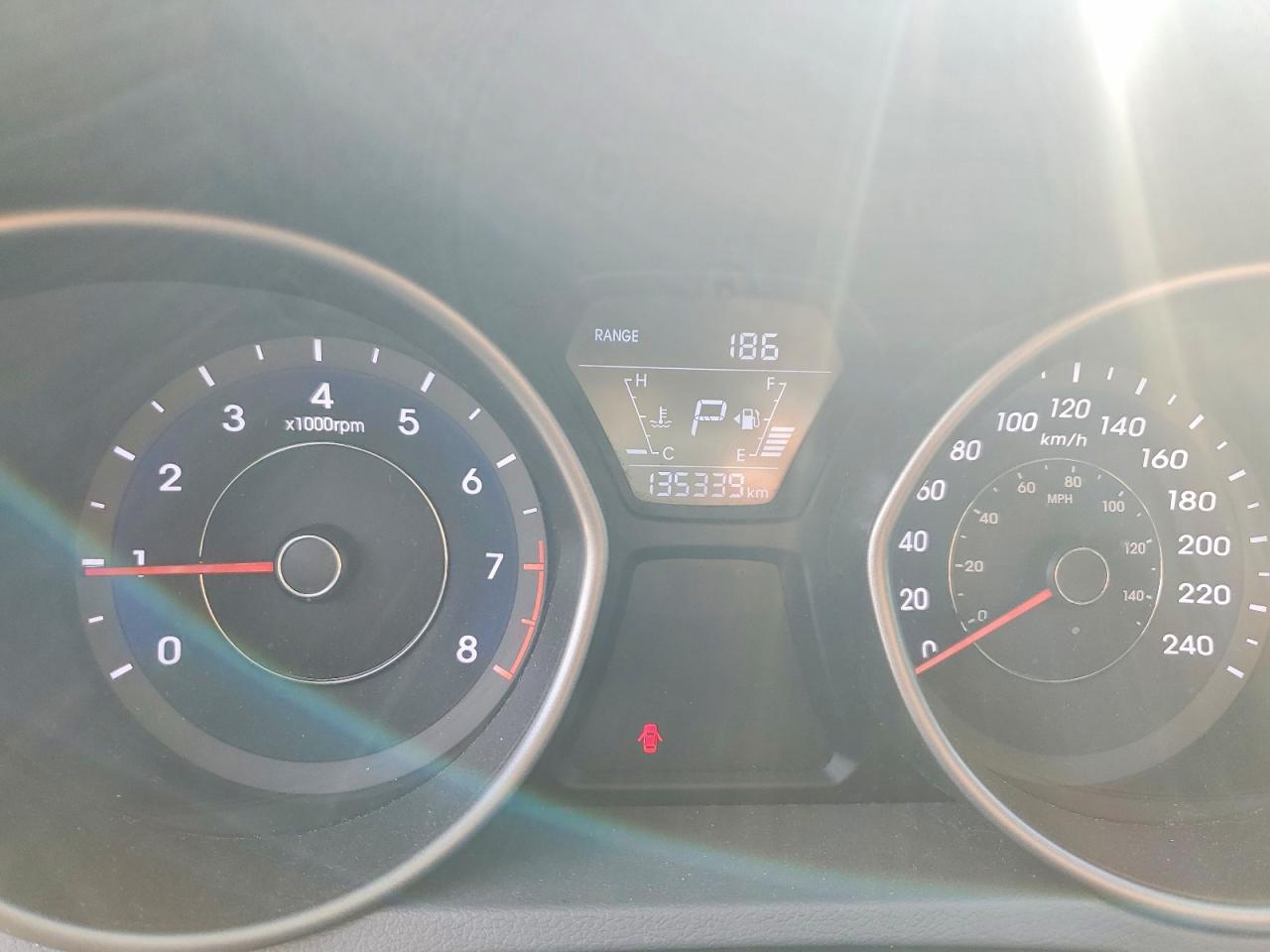 2014 Hyundai Elantra Se Gray vin: 5NPDH4AEXEH528361
