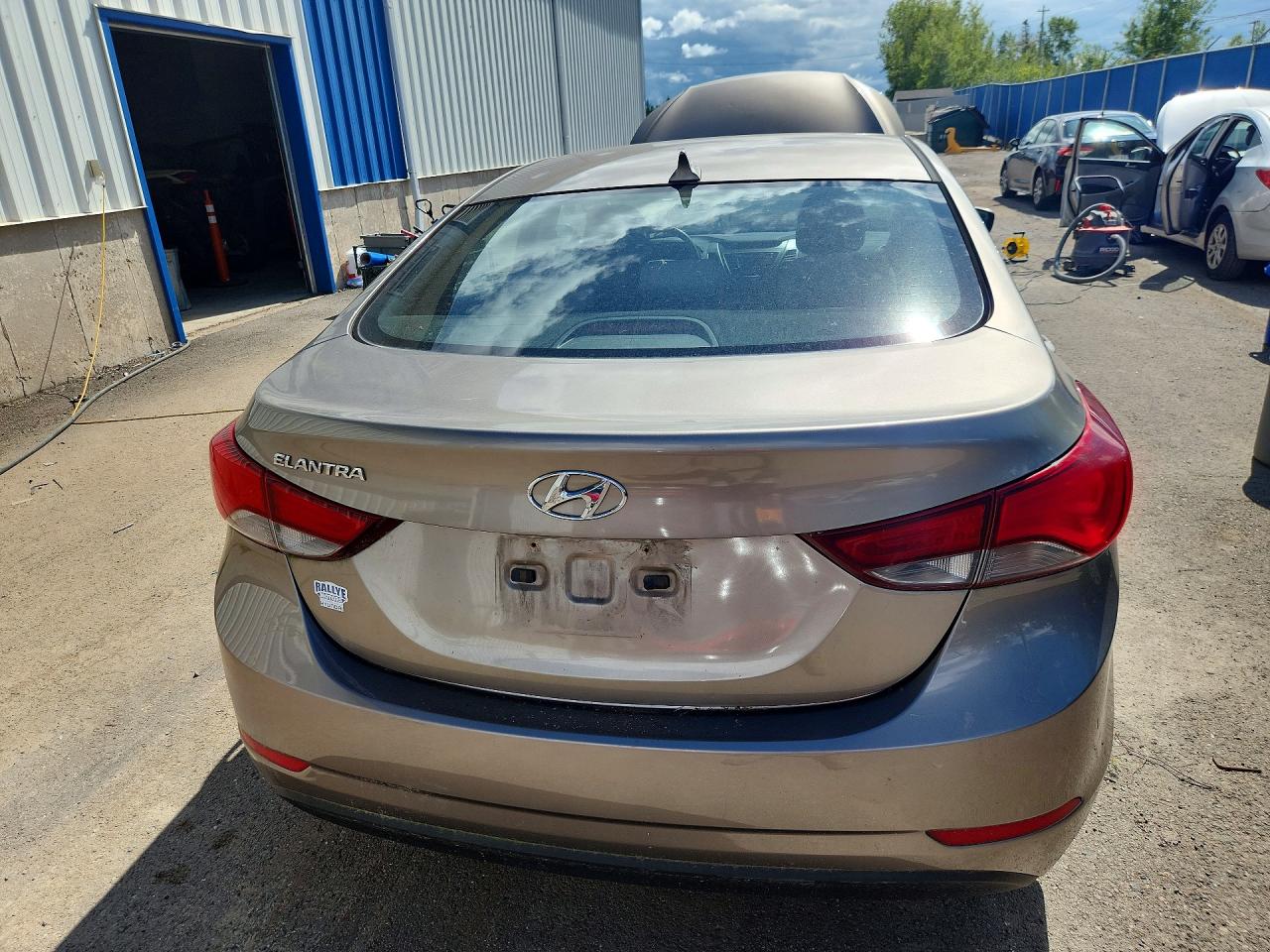 2014 Hyundai Elantra Se Silver vin: 5NPDH4AEXEH535083