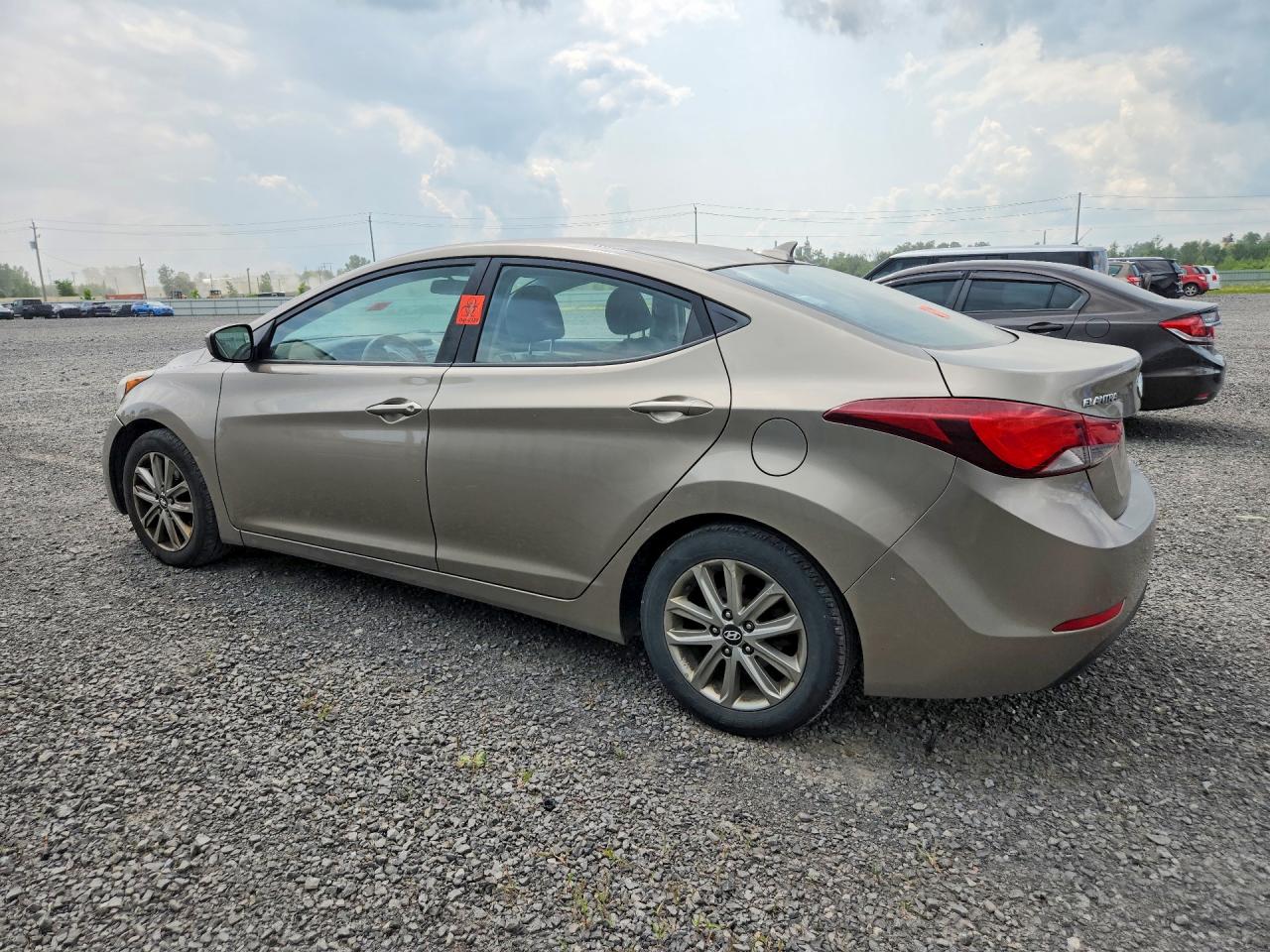 2014 Hyundai Elantra Se Brown vin: 5NPDH4AEXEH538680