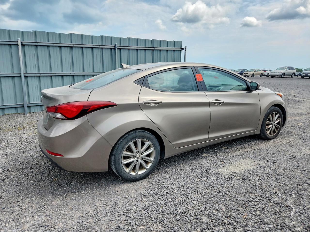 2014 Hyundai Elantra Se Brown vin: 5NPDH4AEXEH538680