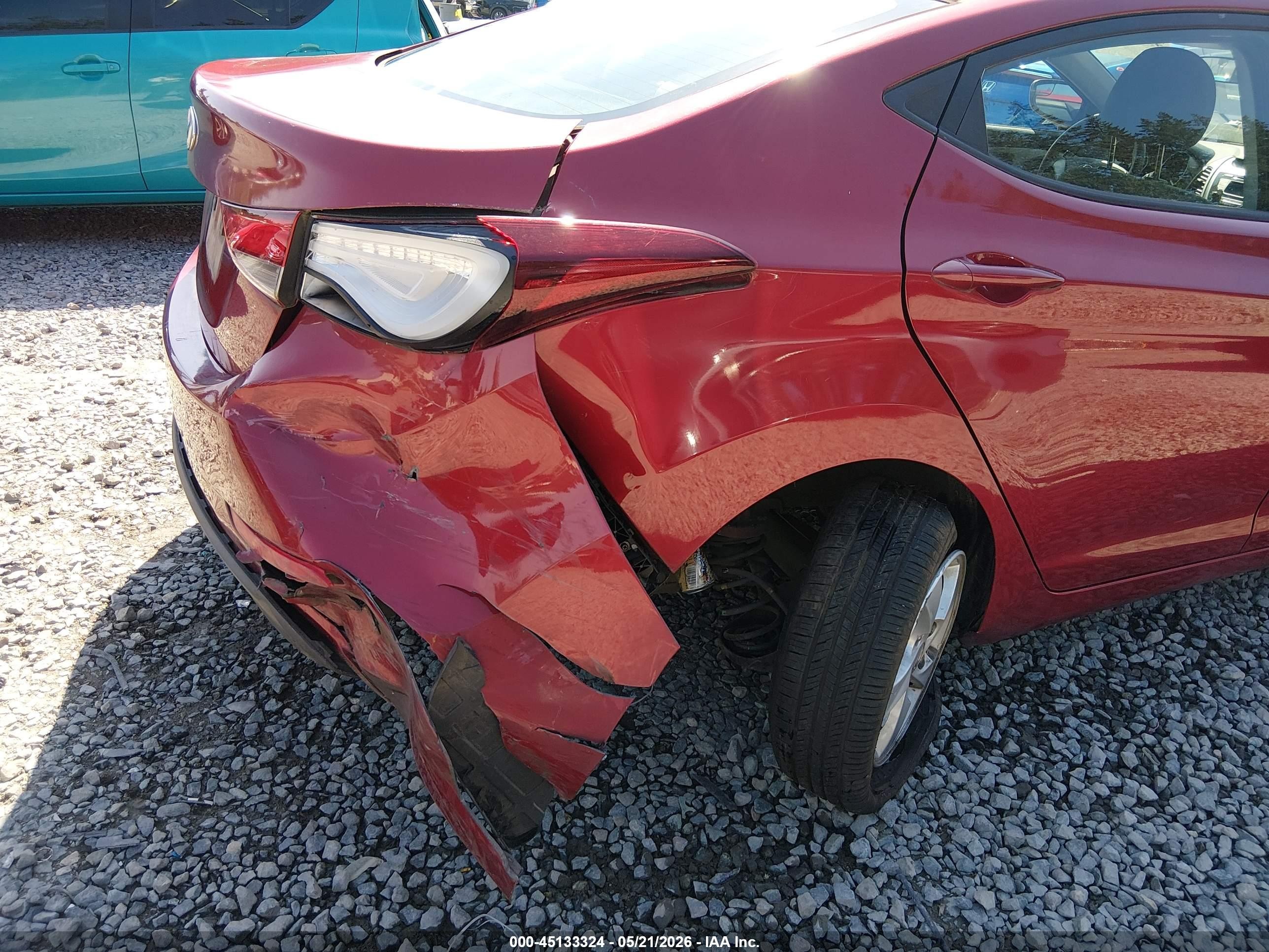 2014 Hyundai Elantra Se Red vin: 5NPDH4AEXEH540297