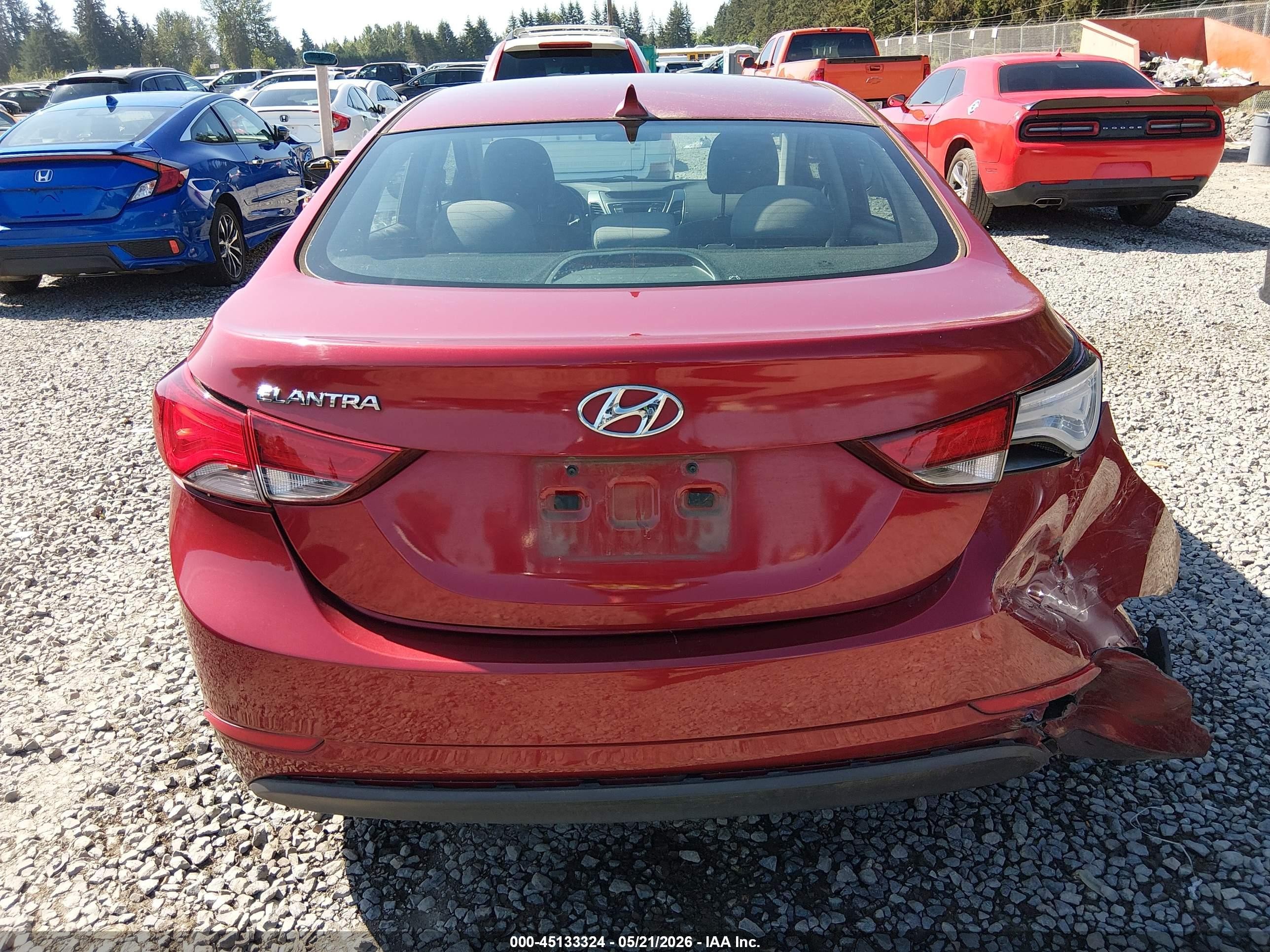 2014 Hyundai Elantra Se Red vin: 5NPDH4AEXEH540297