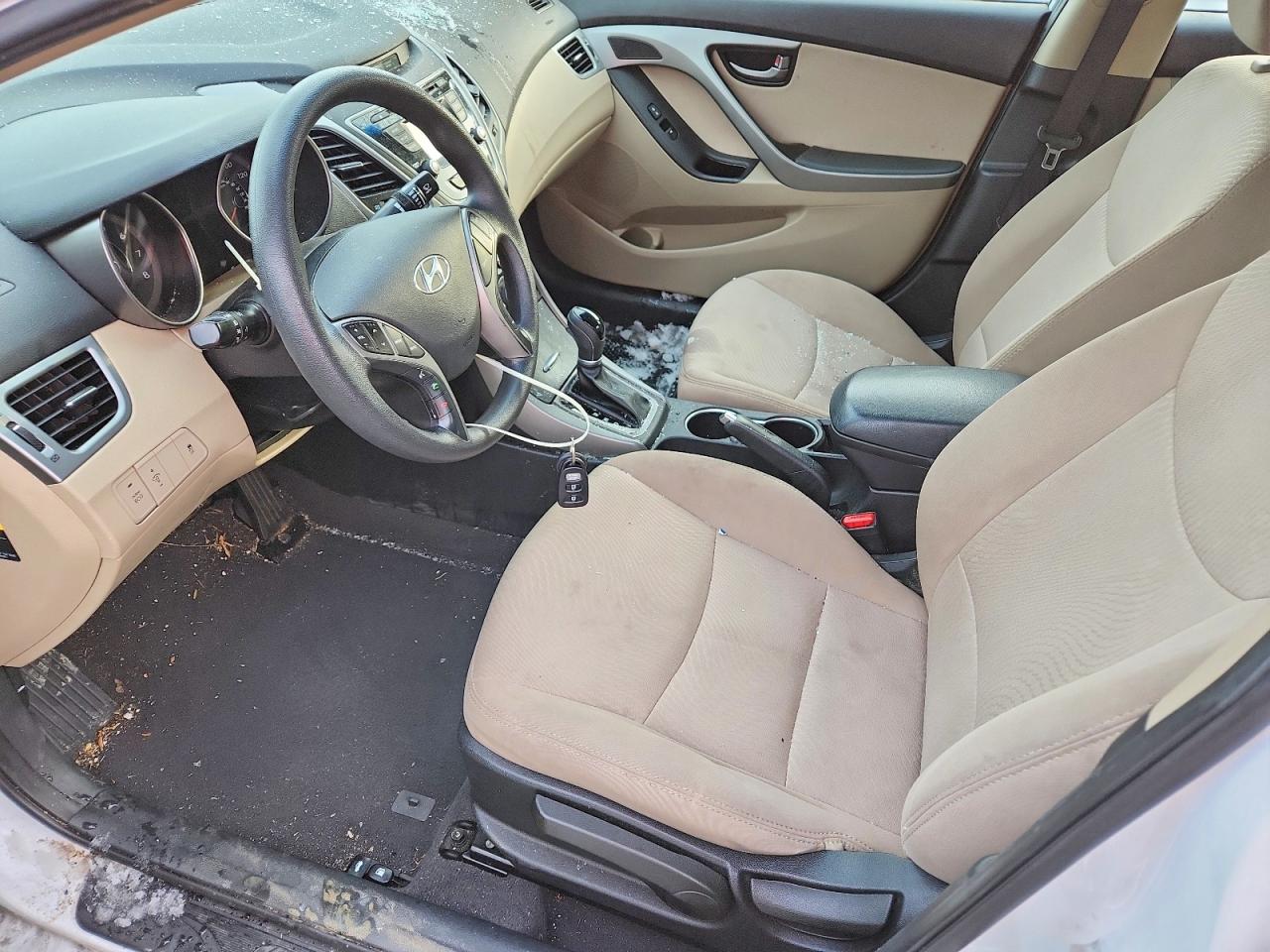 2015 Hyundai Elantra Se Белый vin: 5NPDH4AEXFH548482