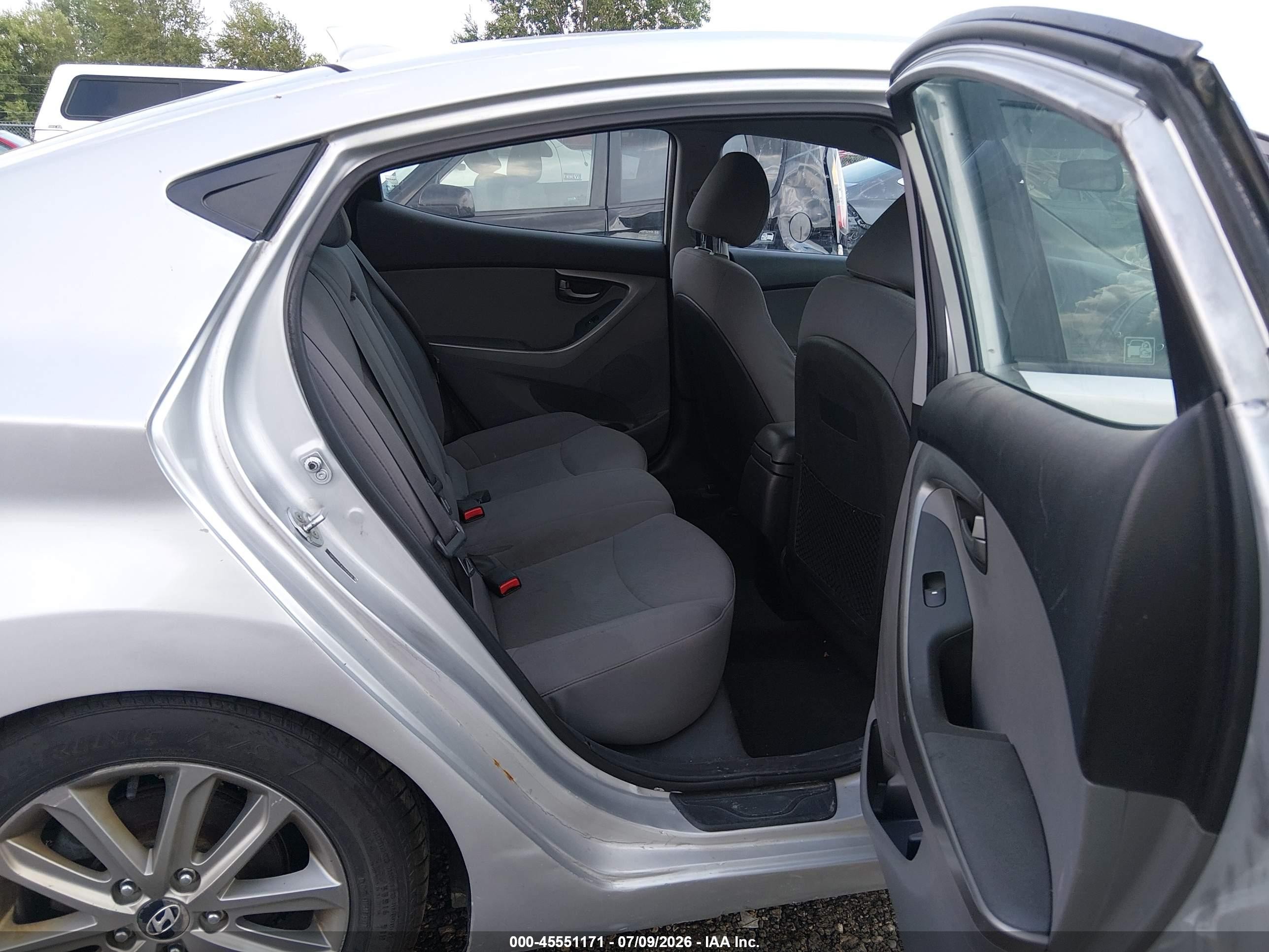 2015 Hyundai Elantra Se Silver vin: 5NPDH4AEXFH549986