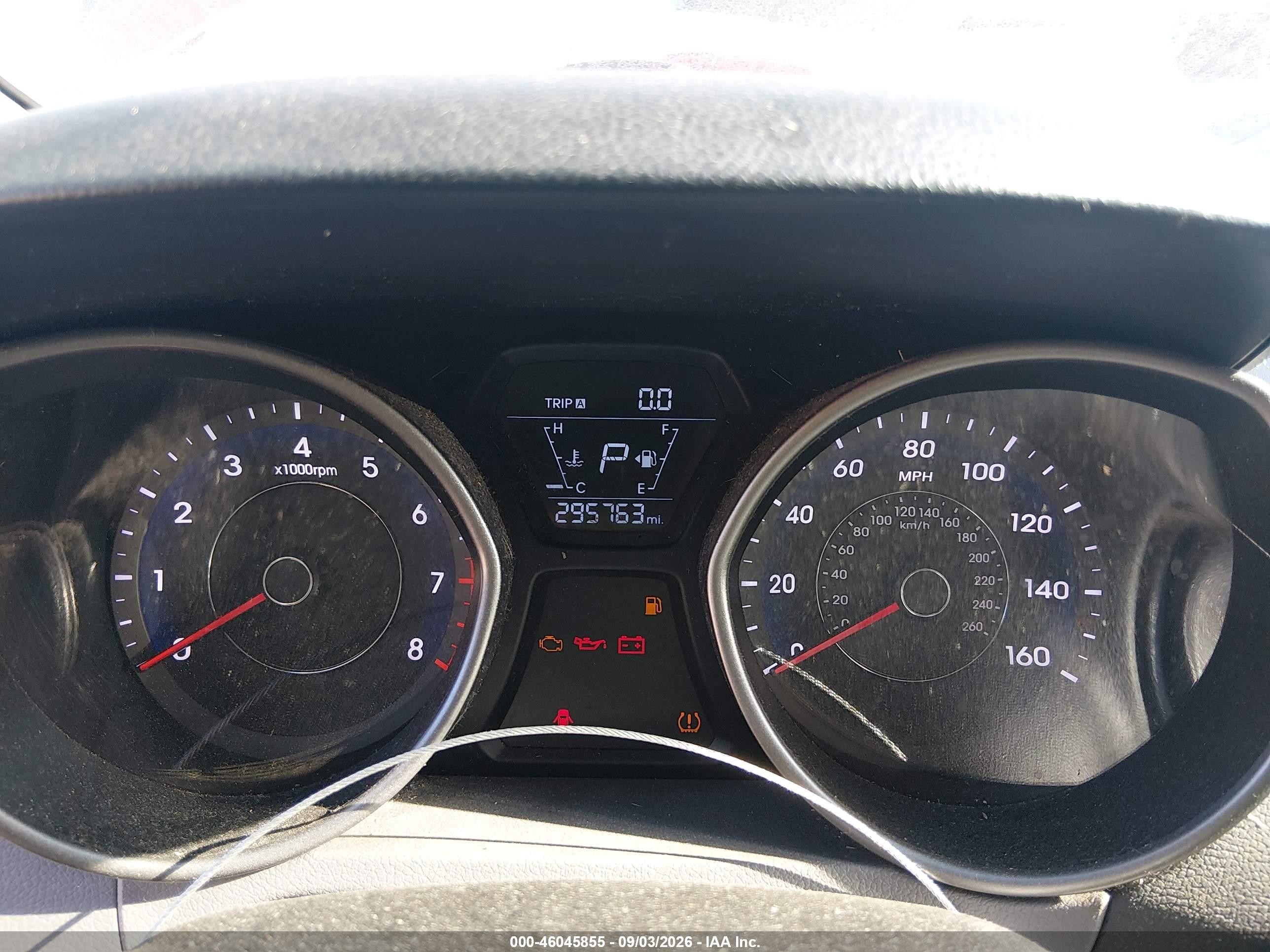 2015 Hyundai Elantra Se Red vin: 5NPDH4AEXFH558090