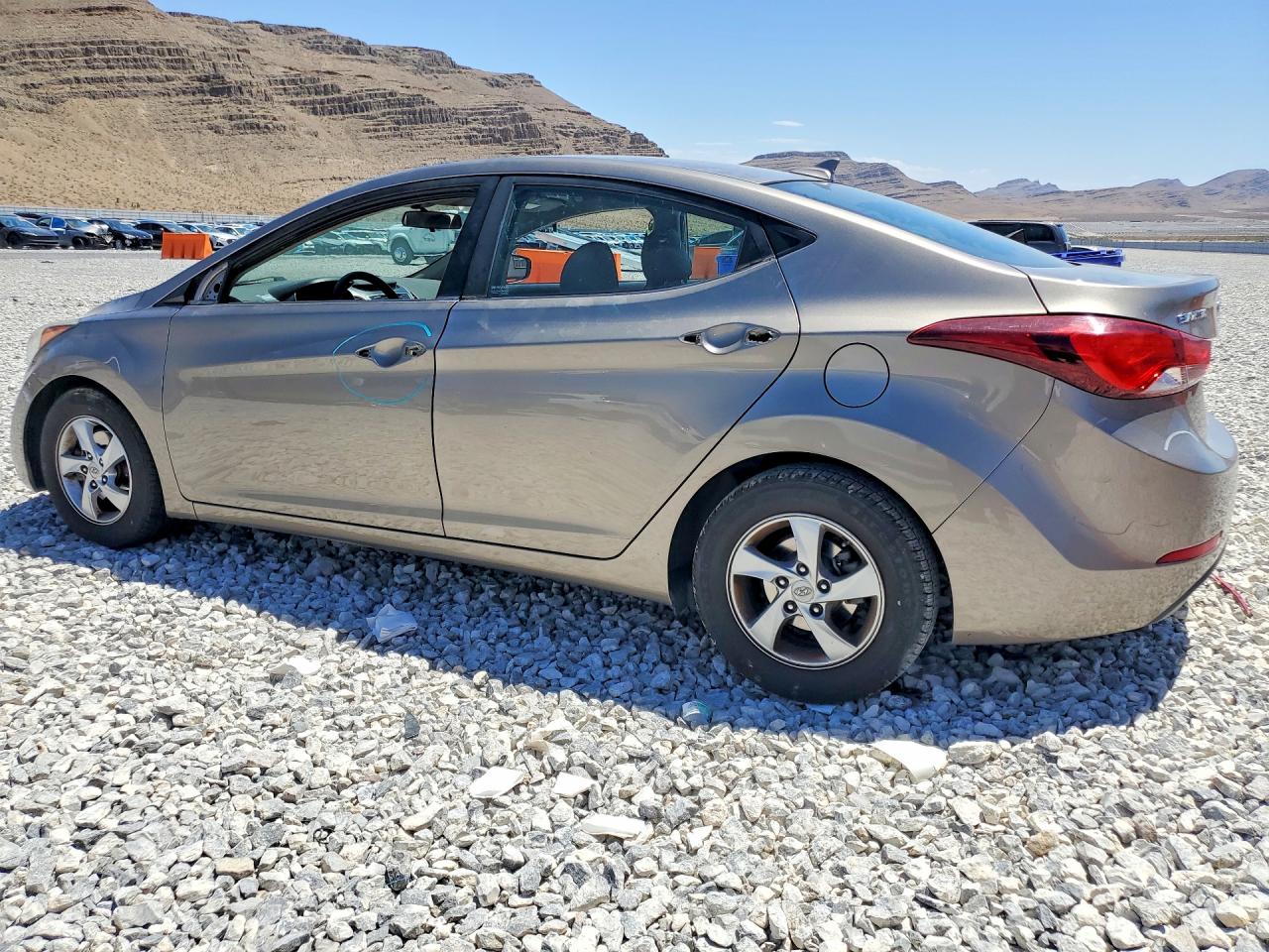 2015 Hyundai Elantra Se Tan vin: 5NPDH4AEXFH574001