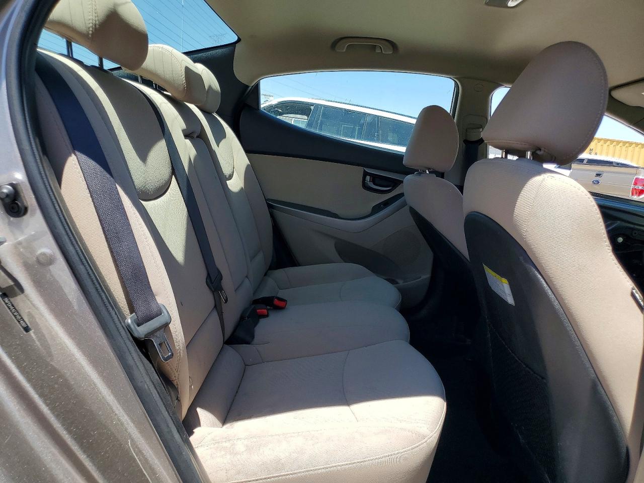 2015 Hyundai Elantra Se Tan vin: 5NPDH4AEXFH574001