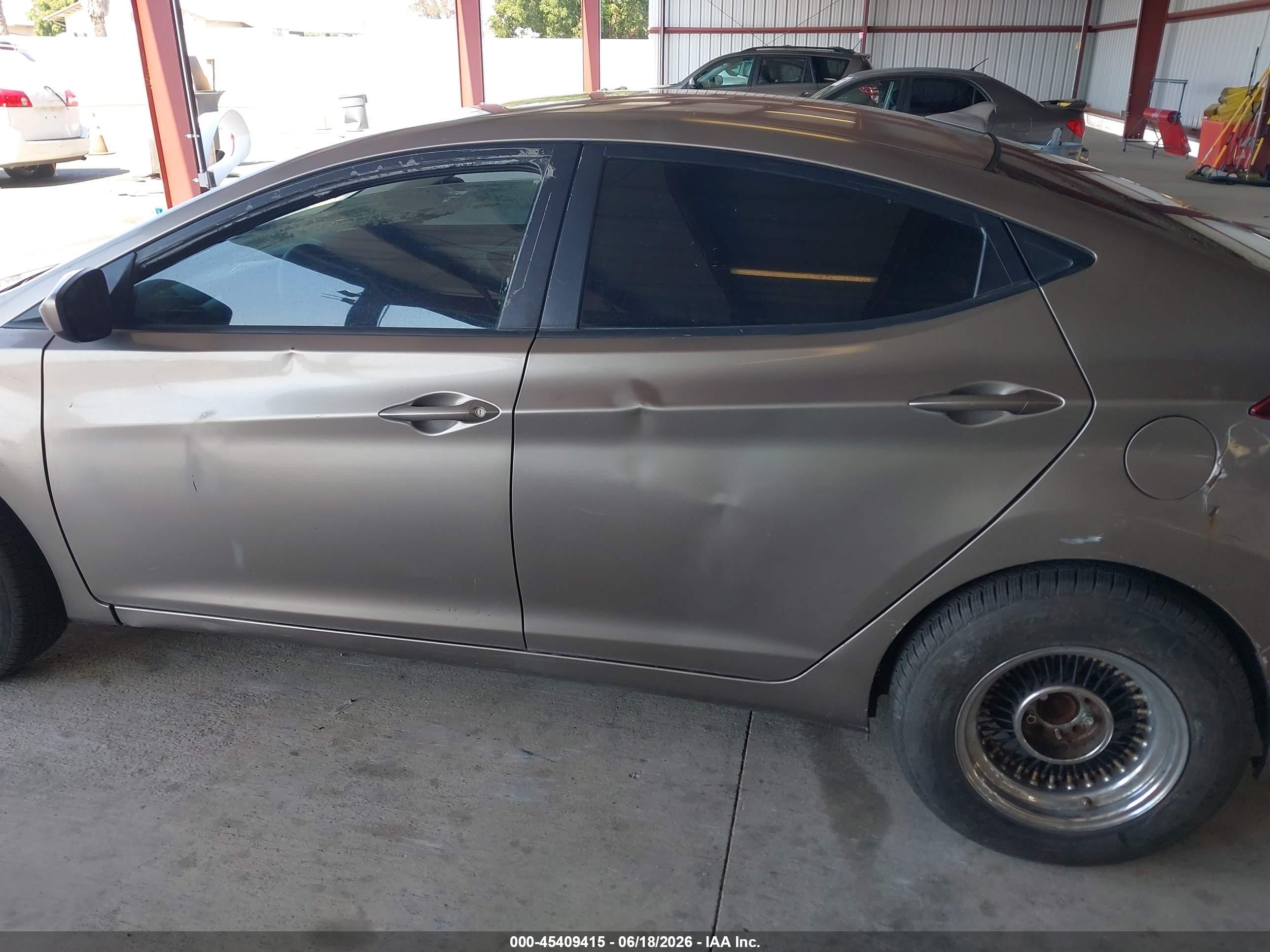 2015 Hyundai Elantra Se Gray vin: 5NPDH4AEXFH574029