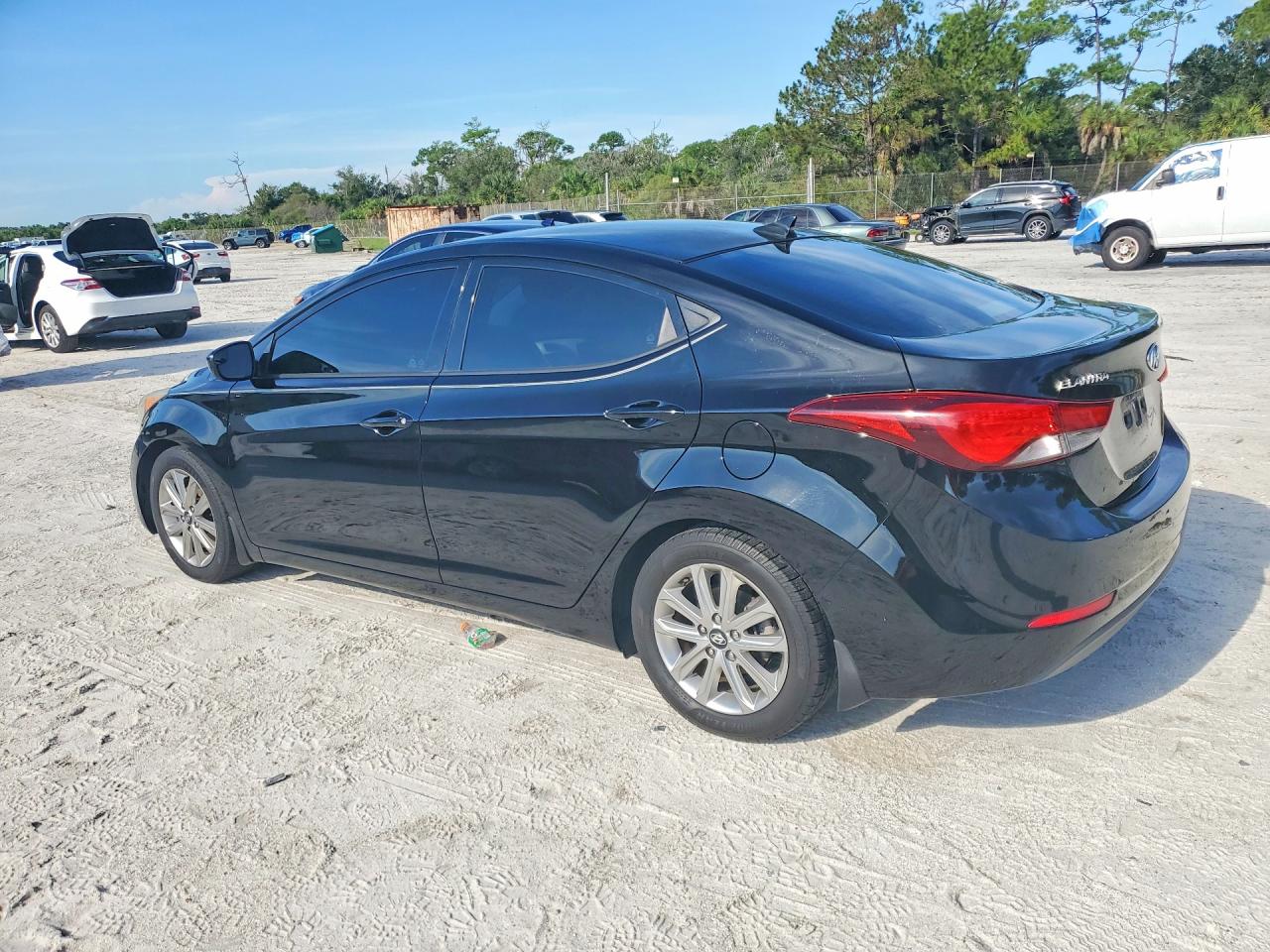 2015 Hyundai Elantra Se Black vin: 5NPDH4AEXFH575004