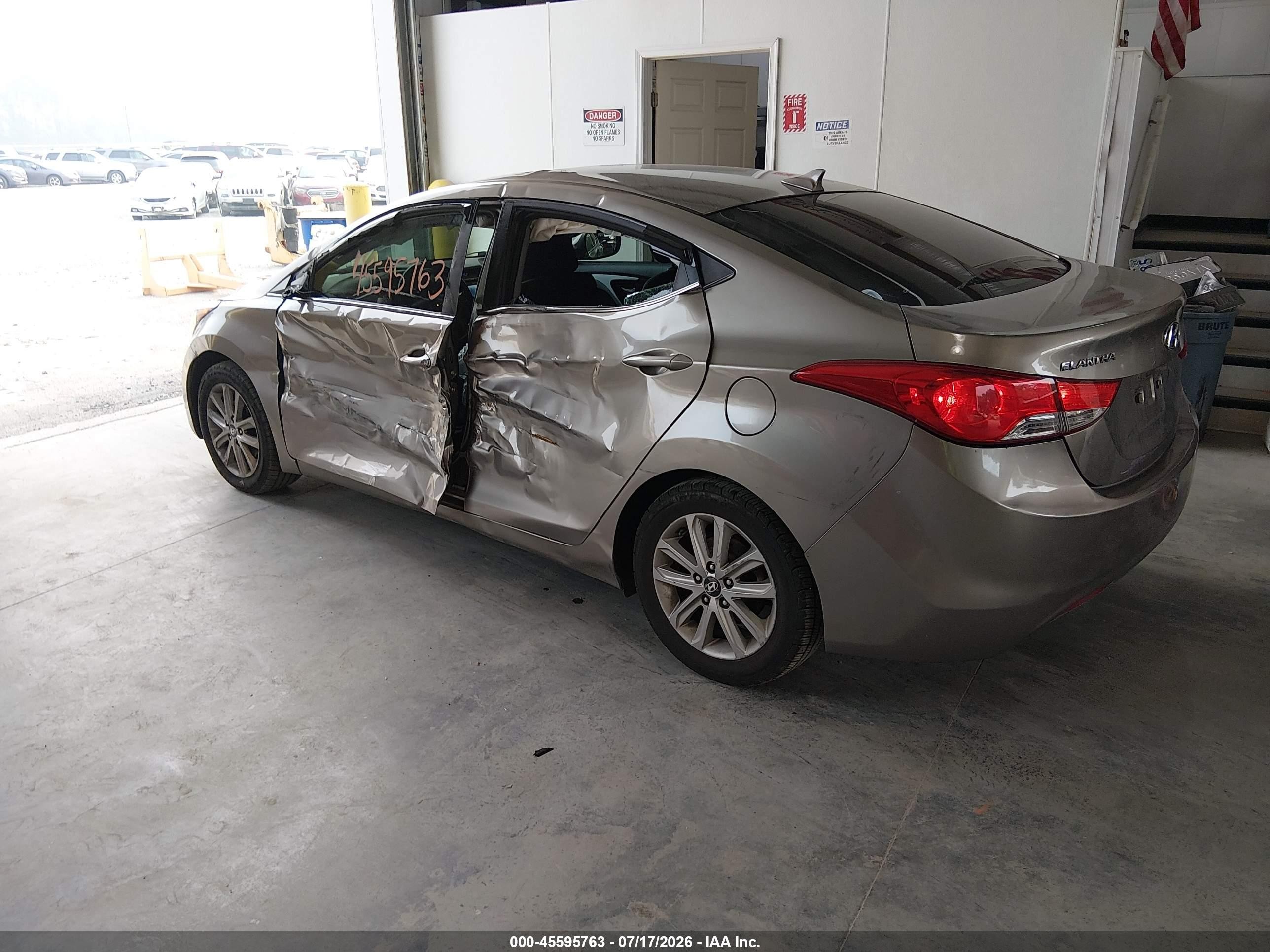 2015 Hyundai Elantra Se Серый vin: 5NPDH4AEXFH590571