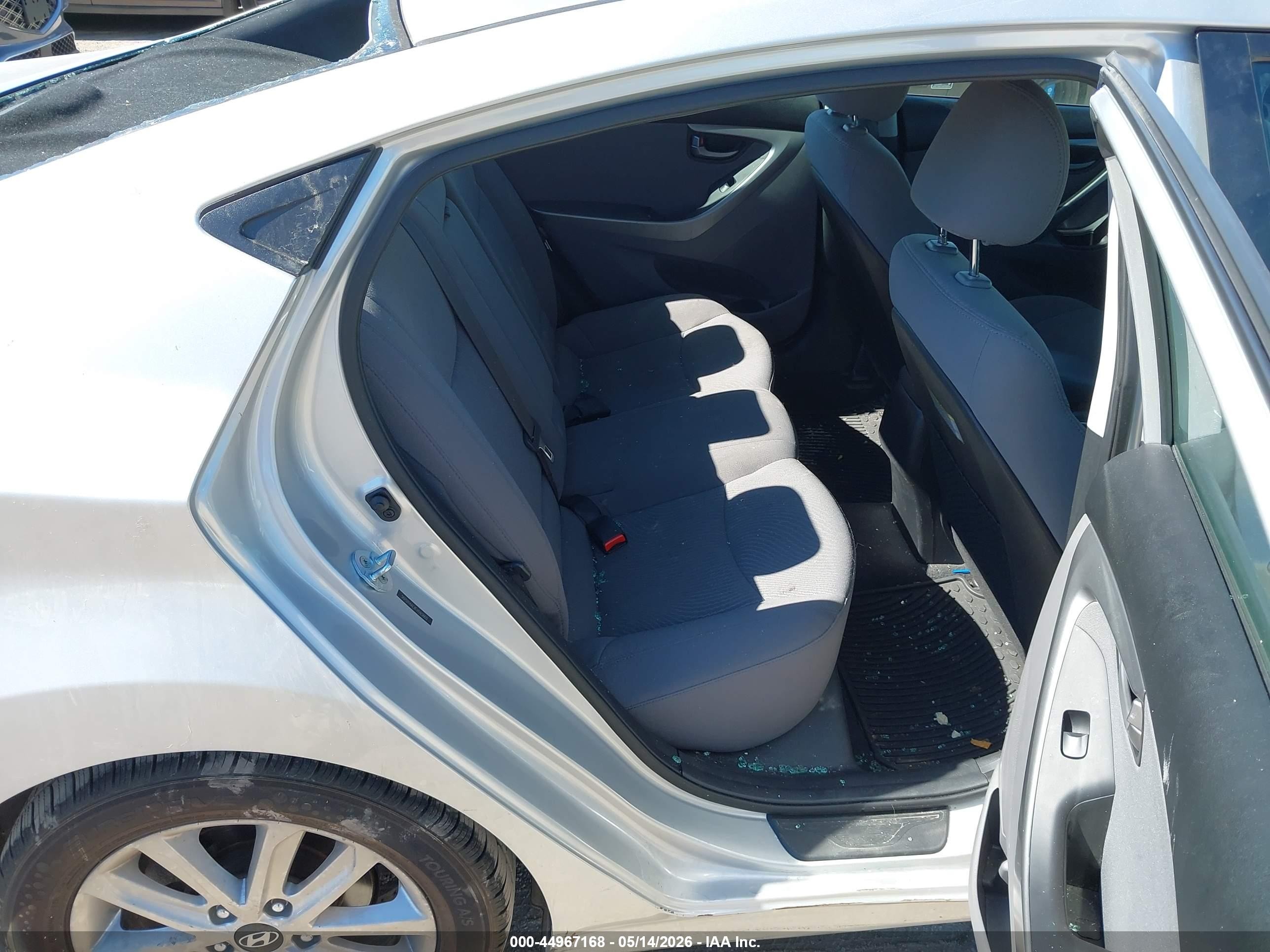 2015 Hyundai Elantra Se Silver vin: 5NPDH4AEXFH593860