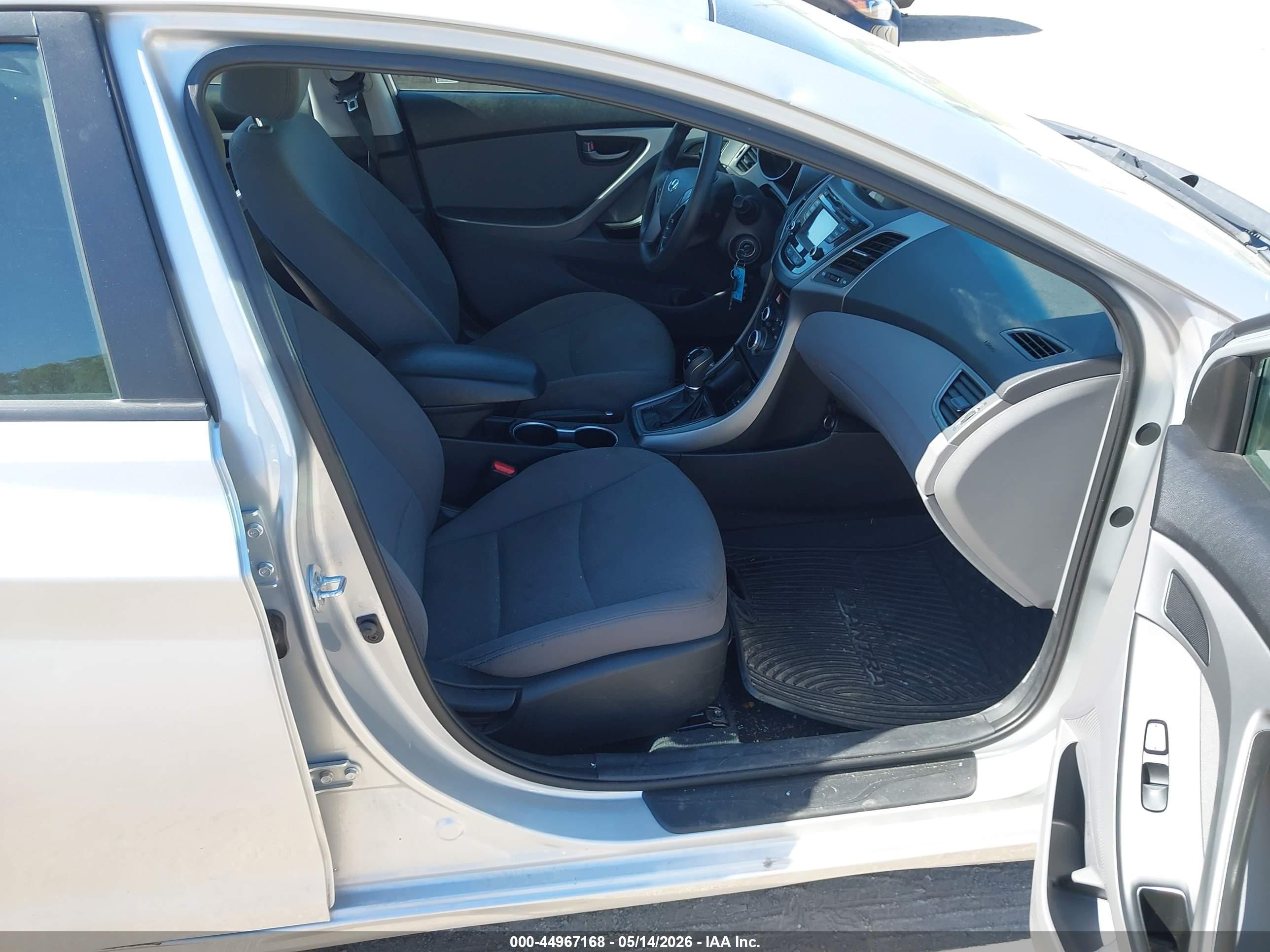 2015 Hyundai Elantra Se Silver vin: 5NPDH4AEXFH593860