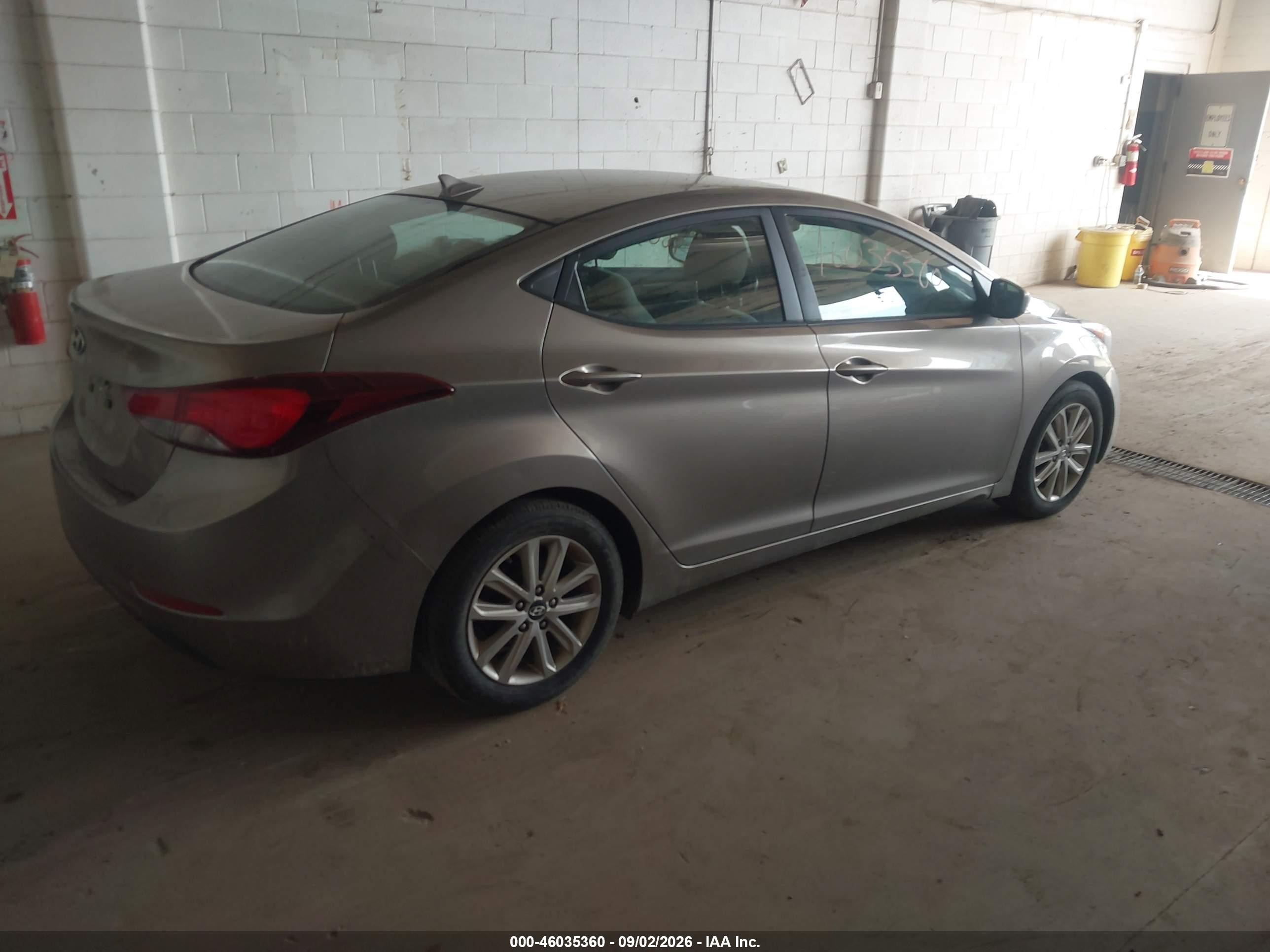 2015 Hyundai Elantra Se Tan vin: 5NPDH4AEXFH594149