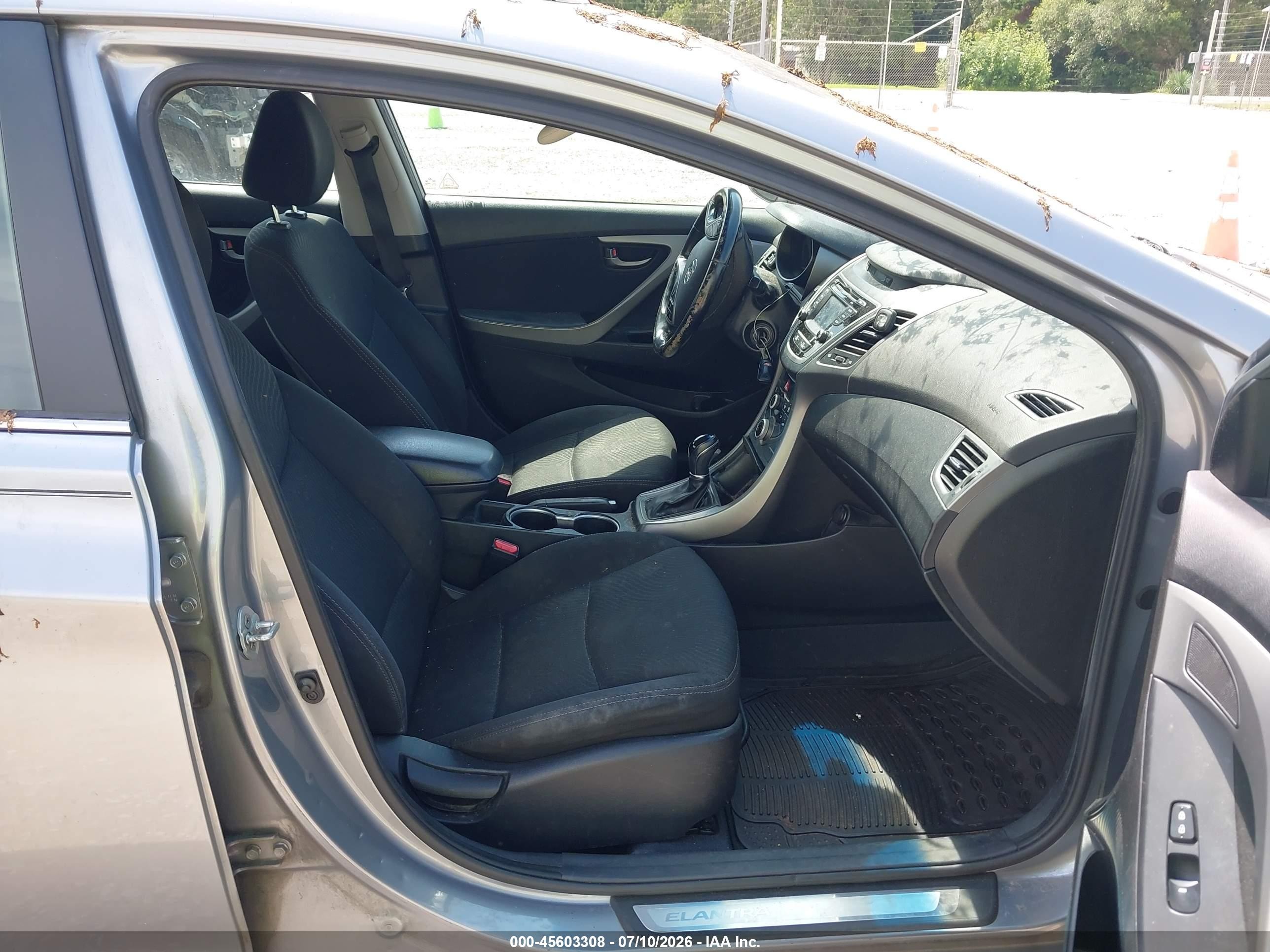2015 Hyundai Elantra Se Silver vin: 5NPDH4AEXFH600208