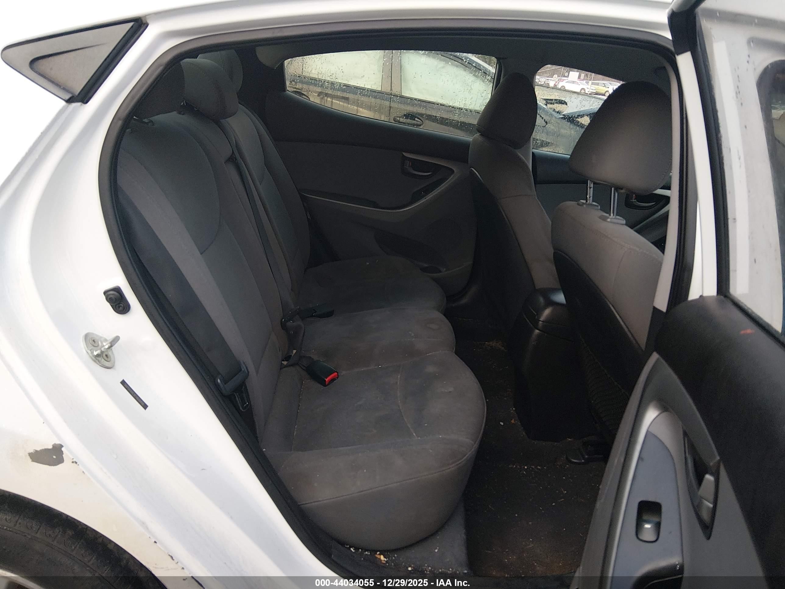 2015 Hyundai Elantra Se Белый vin: 5NPDH4AEXFH608406