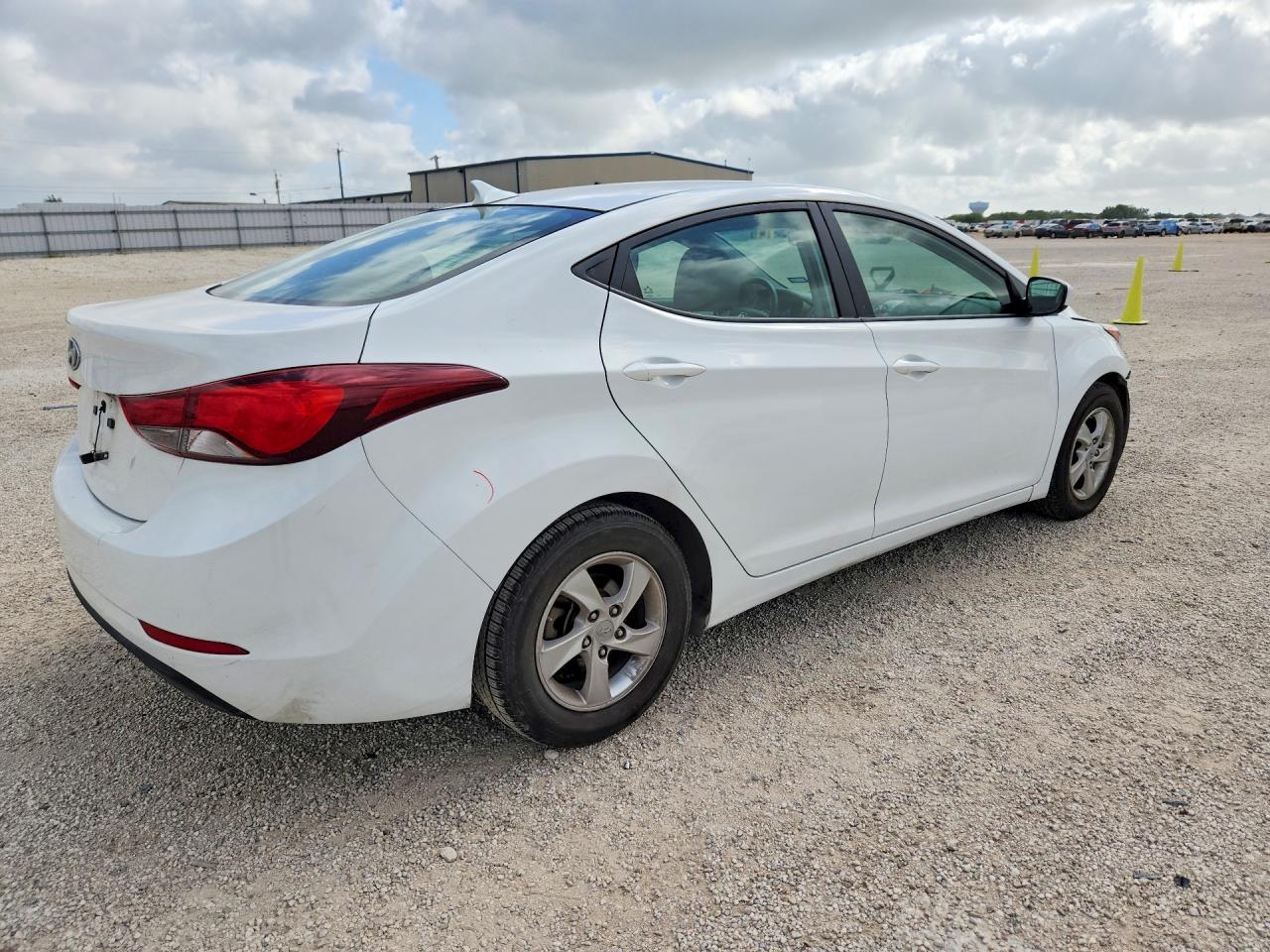 2015 Hyundai Elantra Se White vin: 5NPDH4AEXFH610673