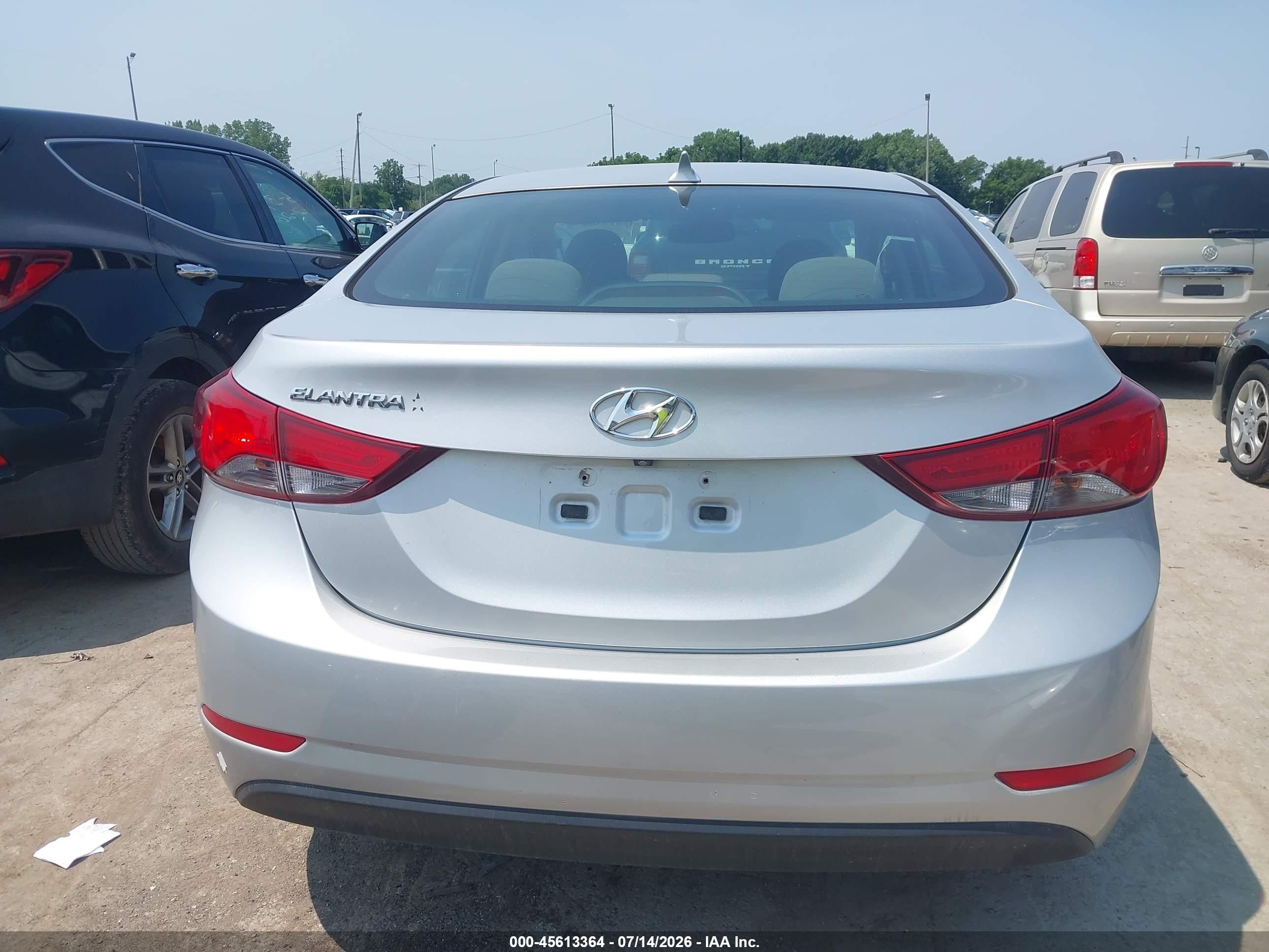 2015 Hyundai Elantra Se Silver vin: 5NPDH4AEXFH611385