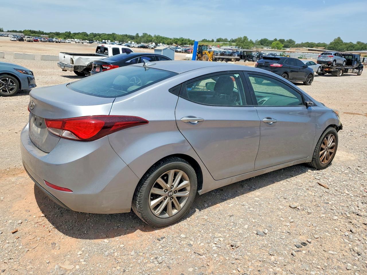 2015 Hyundai Elantra Silver vin: 5NPDH4AEXFH617669