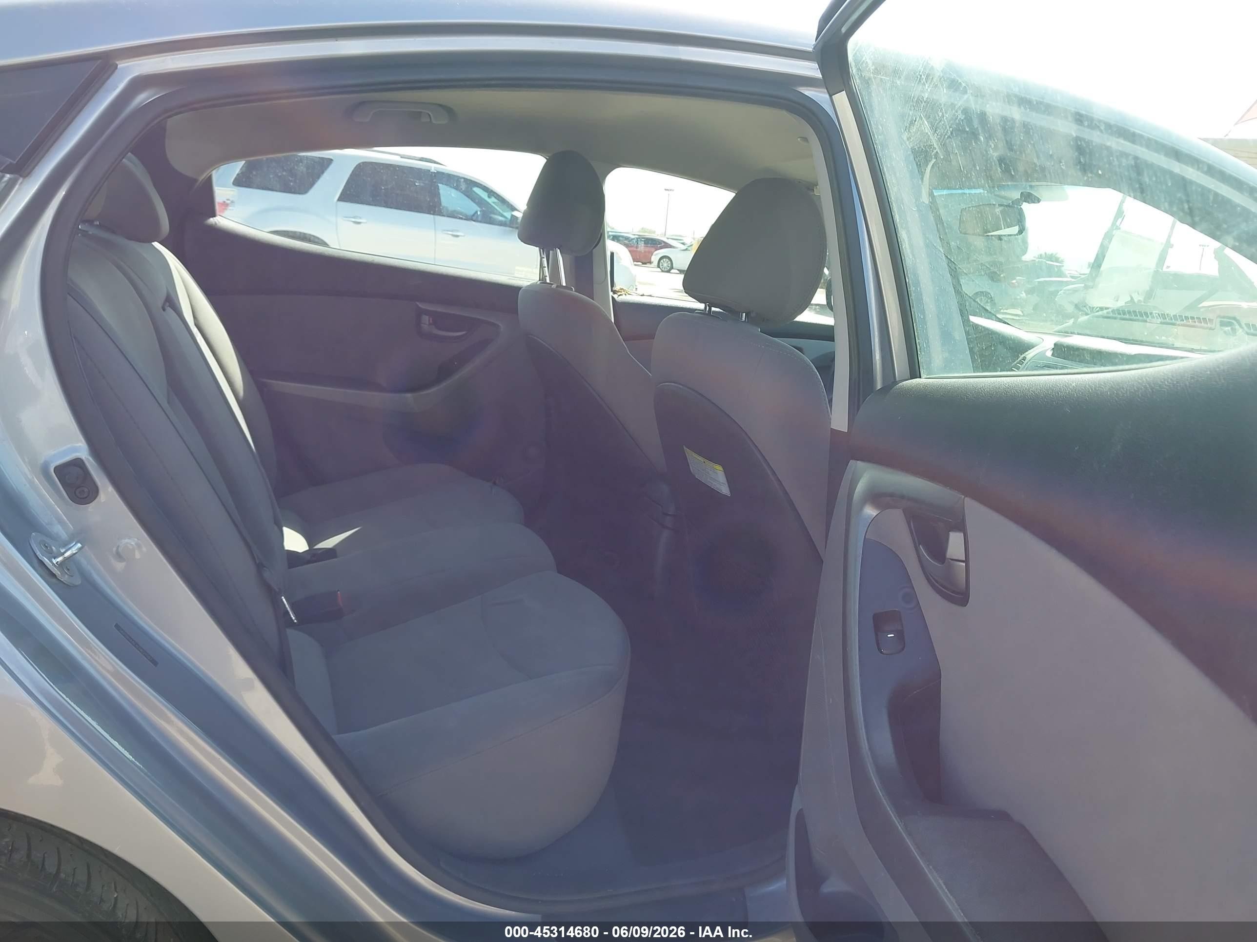 2015 Hyundai Elantra Se Gray vin: 5NPDH4AEXFH621107